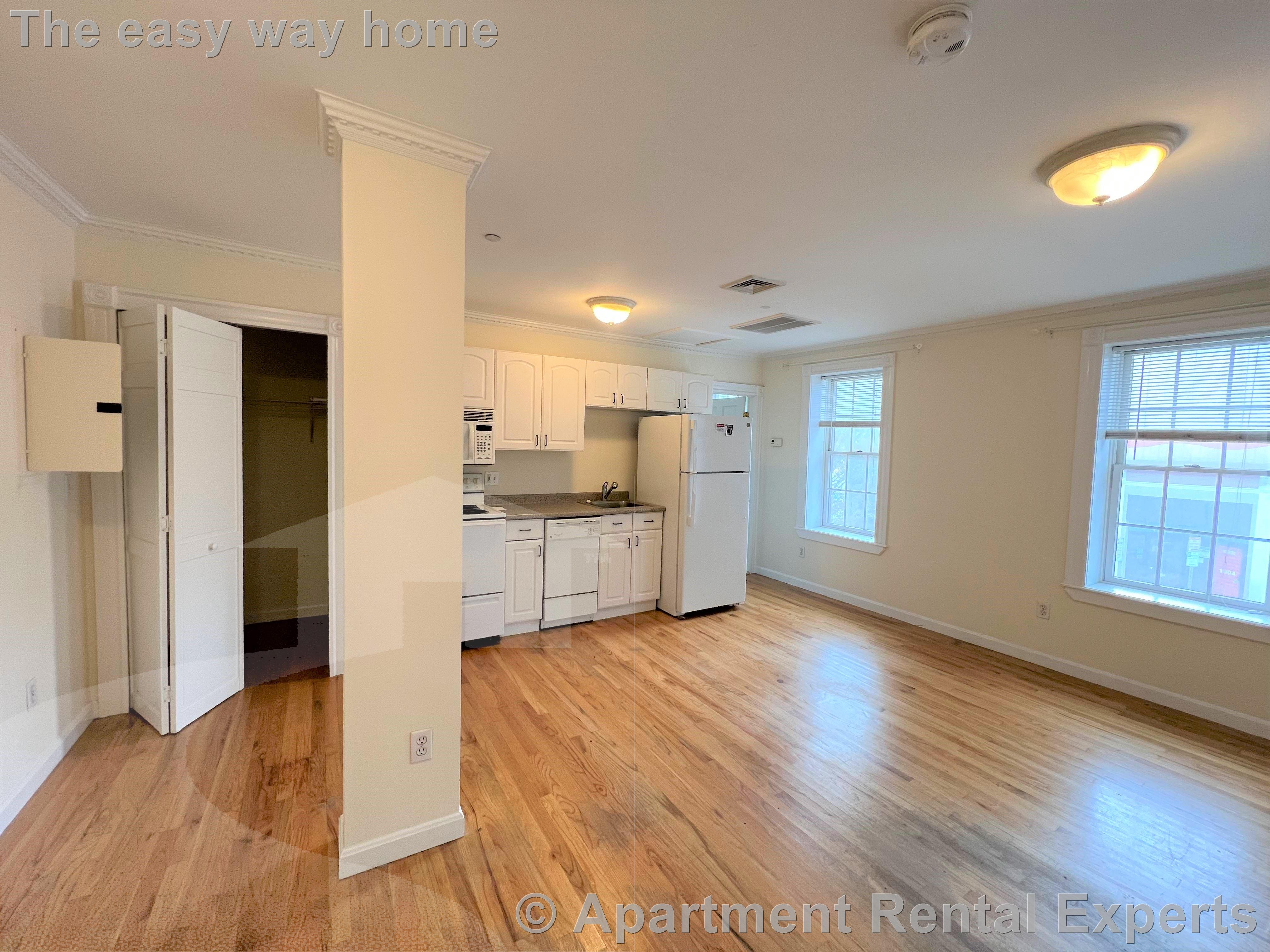 8 Bishop Allen Dr, Central Square