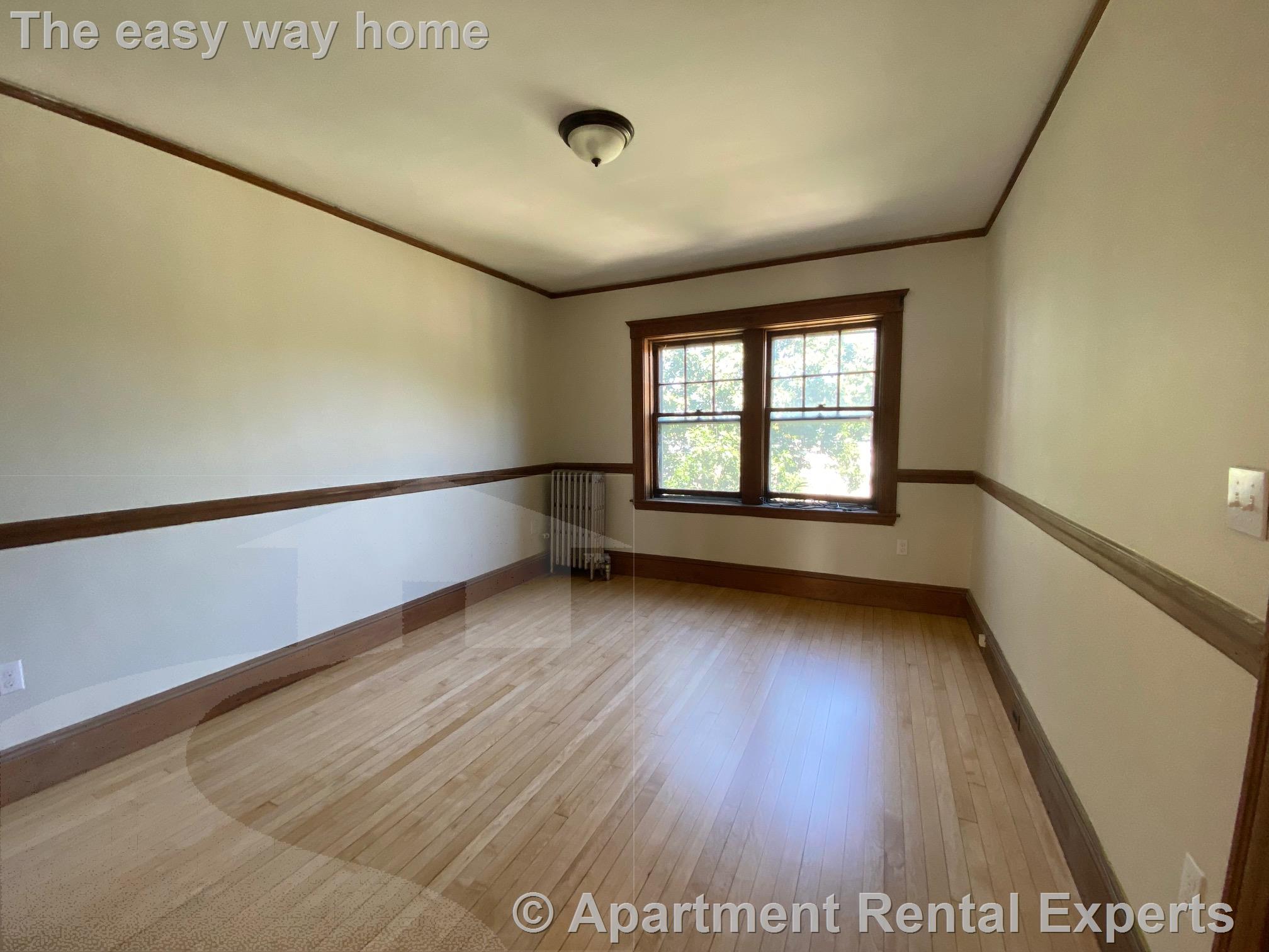 269 Huron Ave, Huron Village