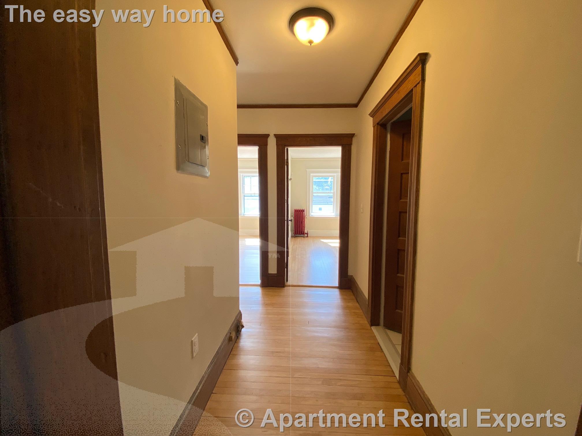 269 Huron Ave, Huron Village