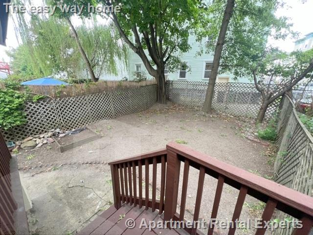 26 Houghton St, Inman Square