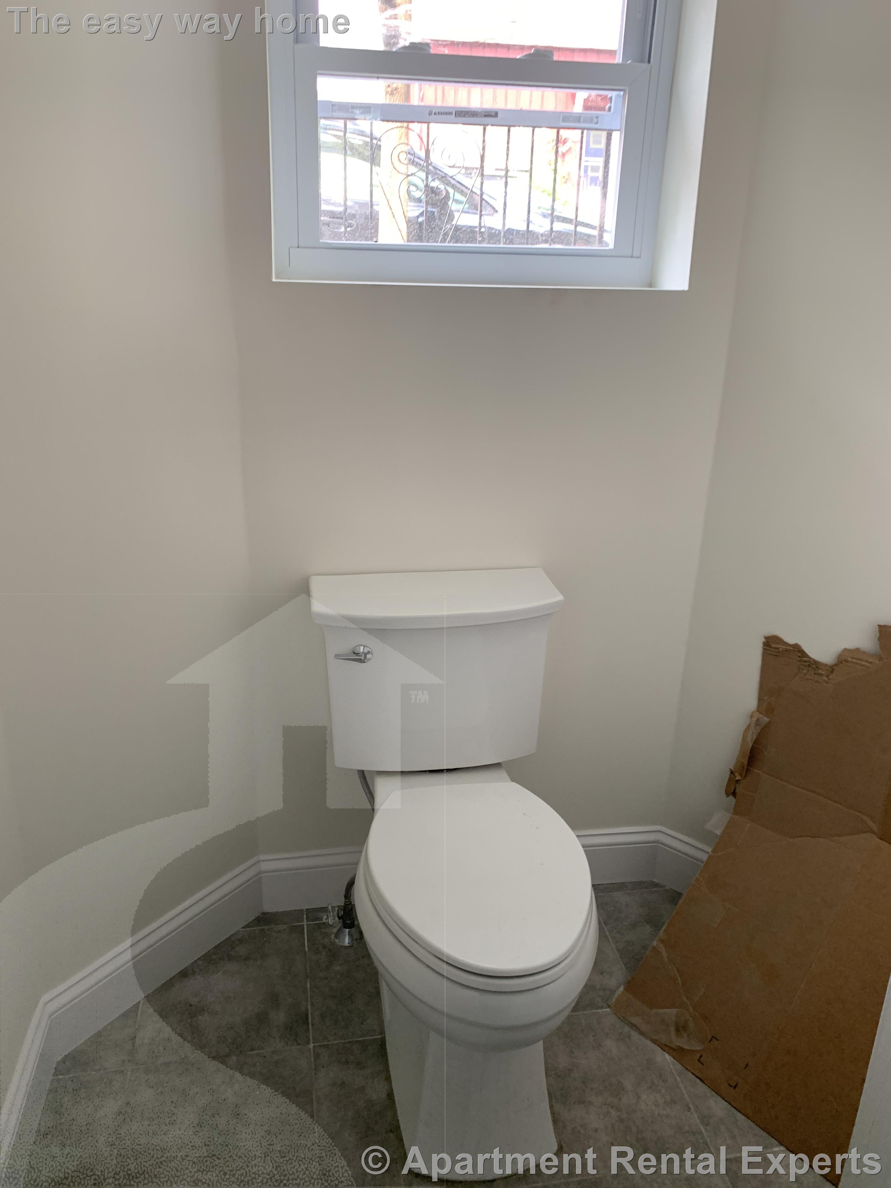 26 Houghton St, Inman Square