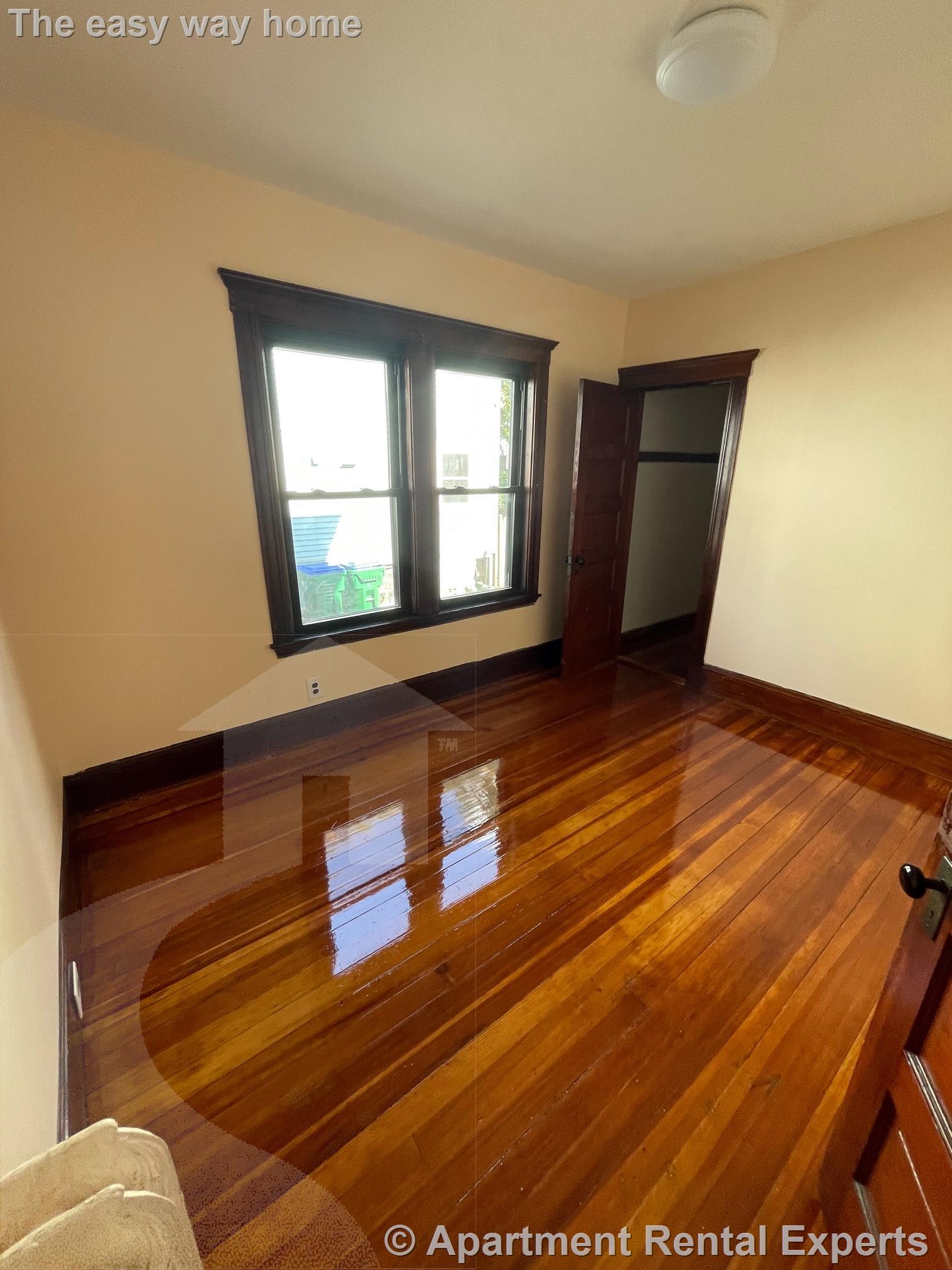 120 Harvard St, Tufts