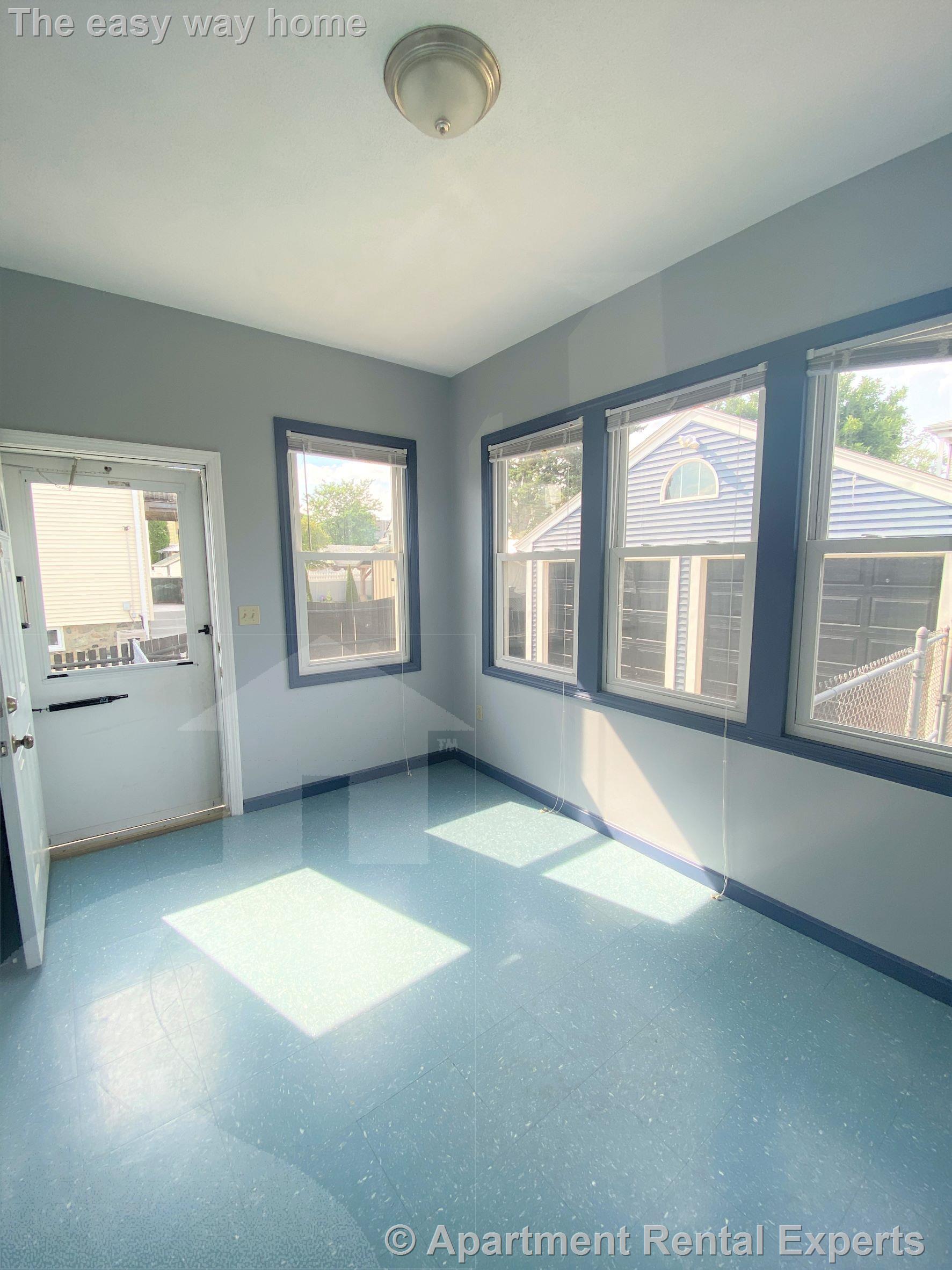 179 Emerald St, Malden Center