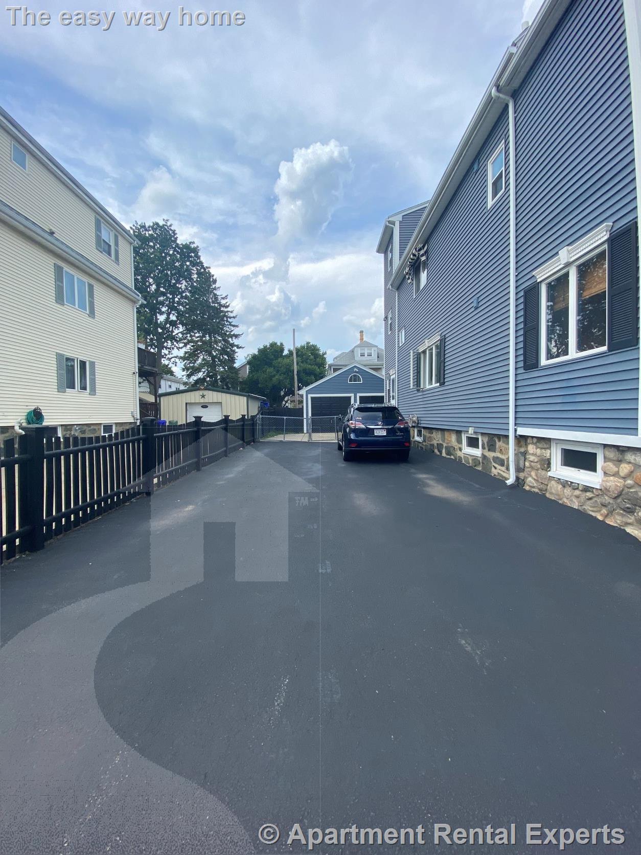 179 Emerald St, Malden Center