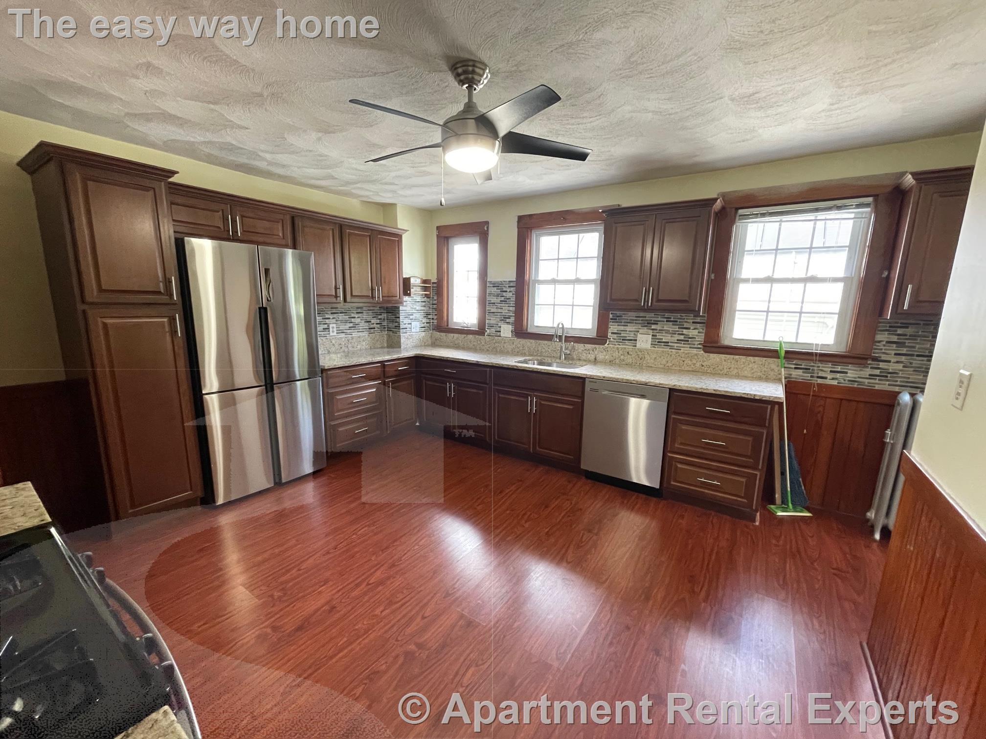 42 Ware St, Teele Square