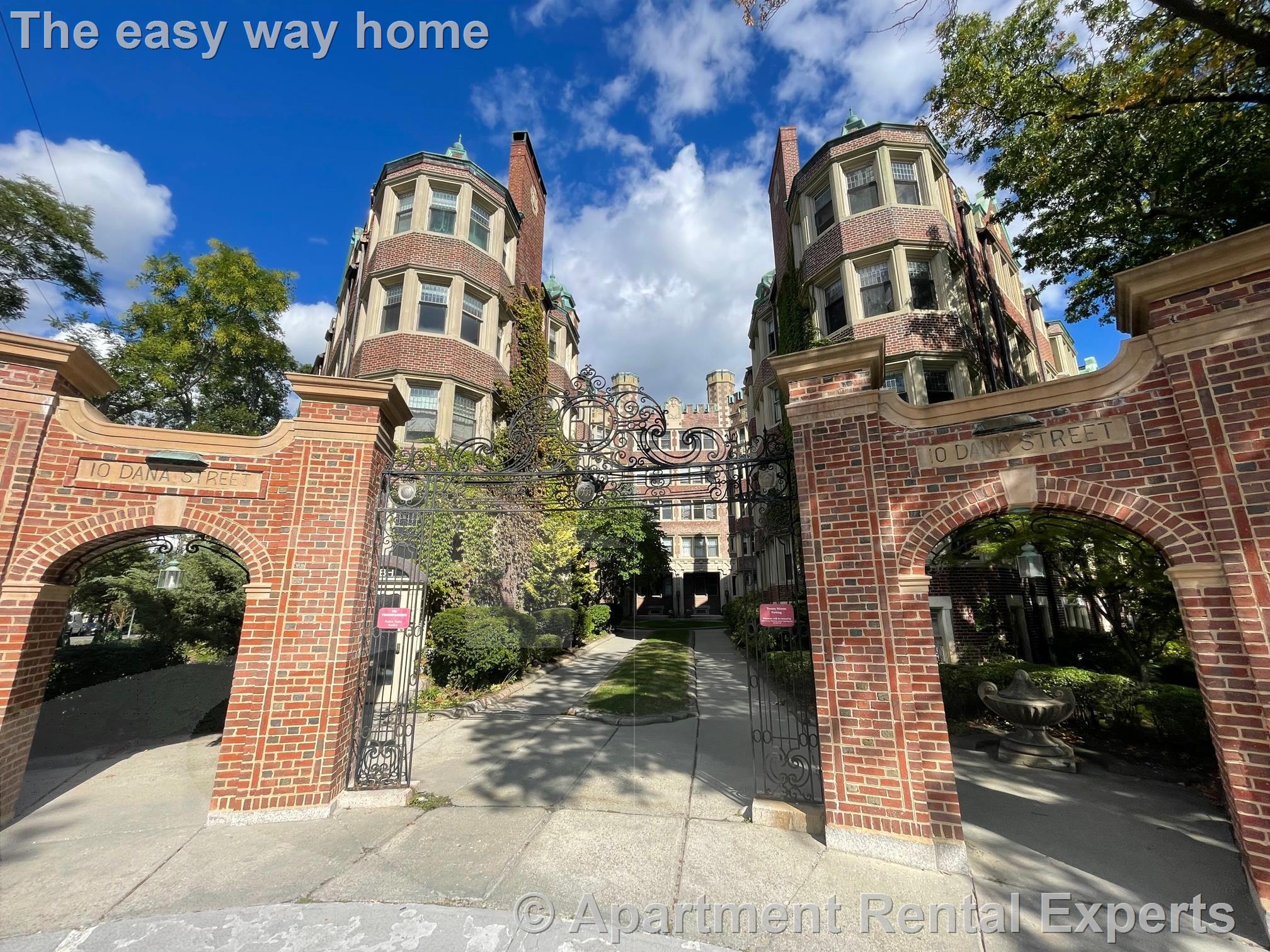 10 Dana St, Harvard Square