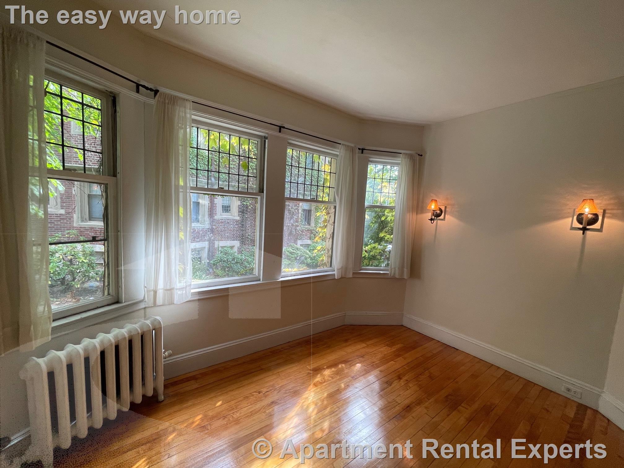 10 Dana St, Harvard Square