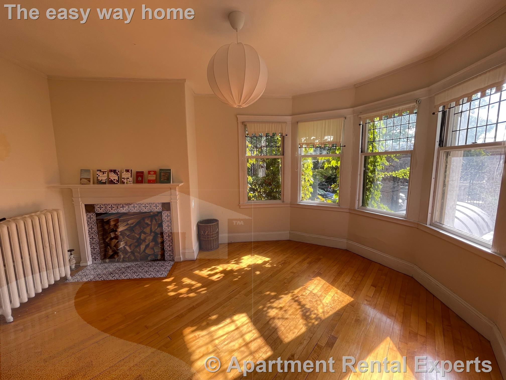 10 Dana St, Harvard Square