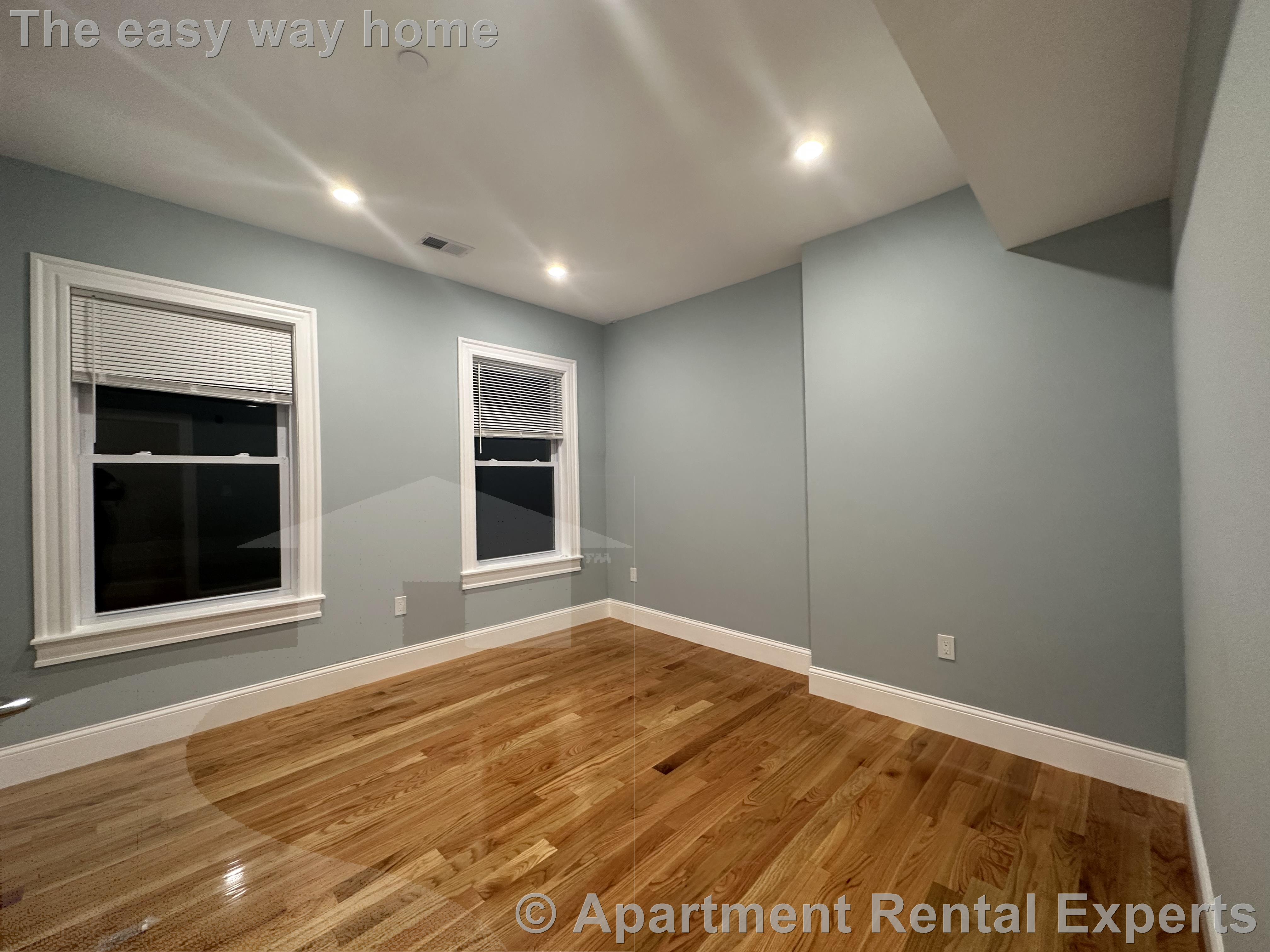 29 Alpine St, Davis Square