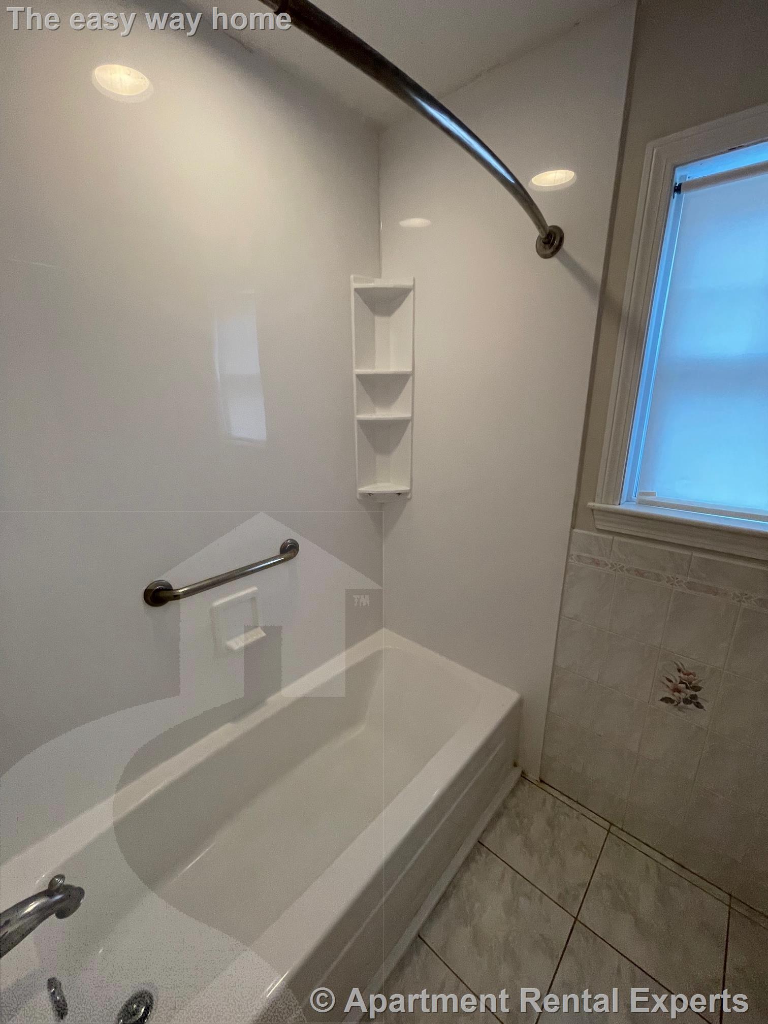 7 Capen St, Tufts