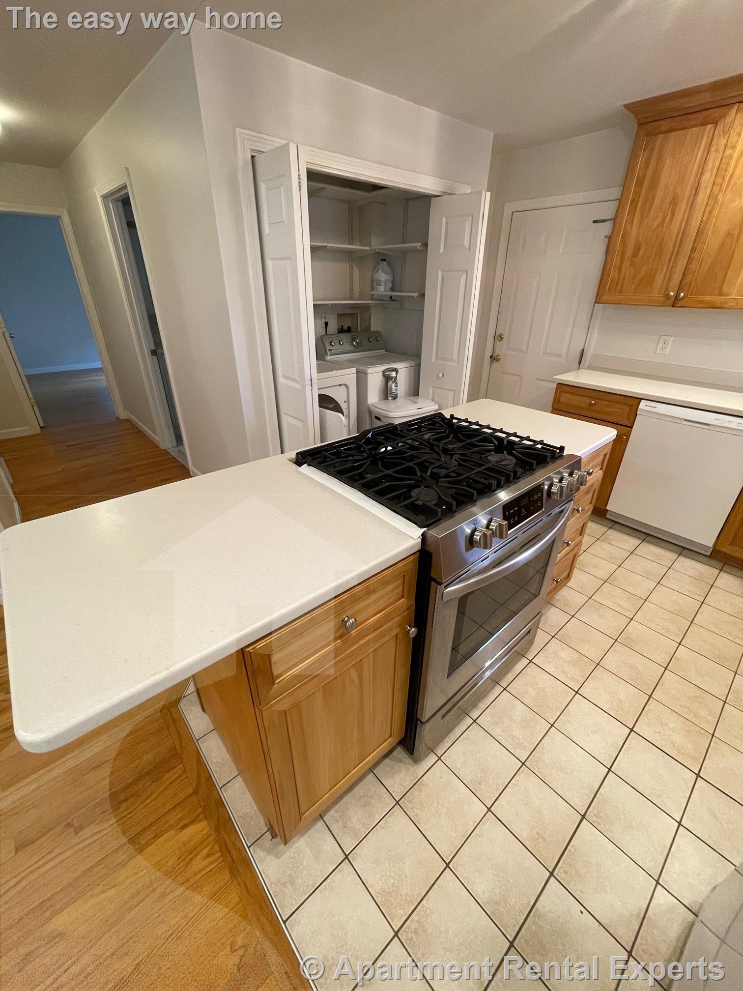 7 Capen St, Tufts