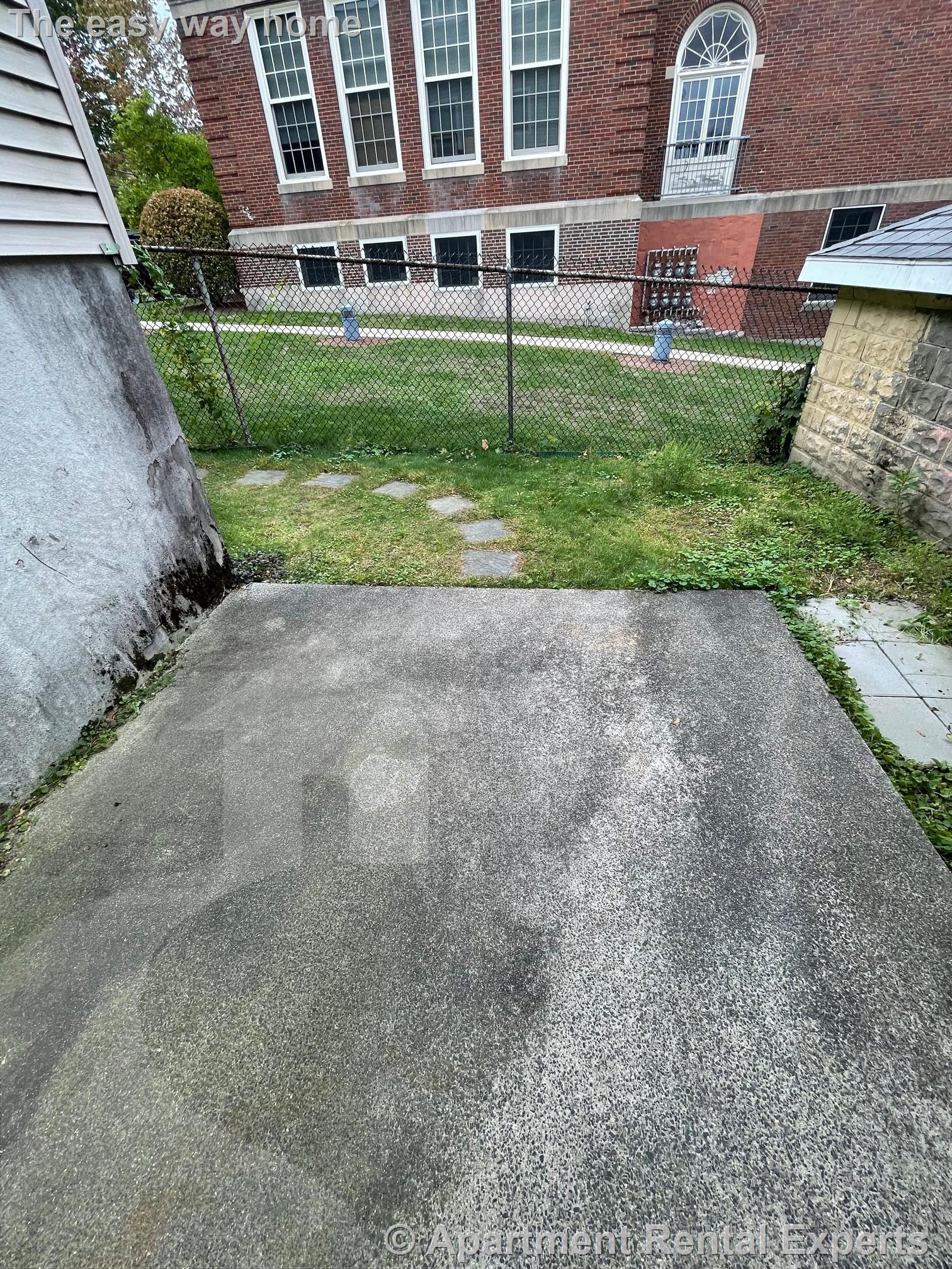 7 Capen St, Tufts