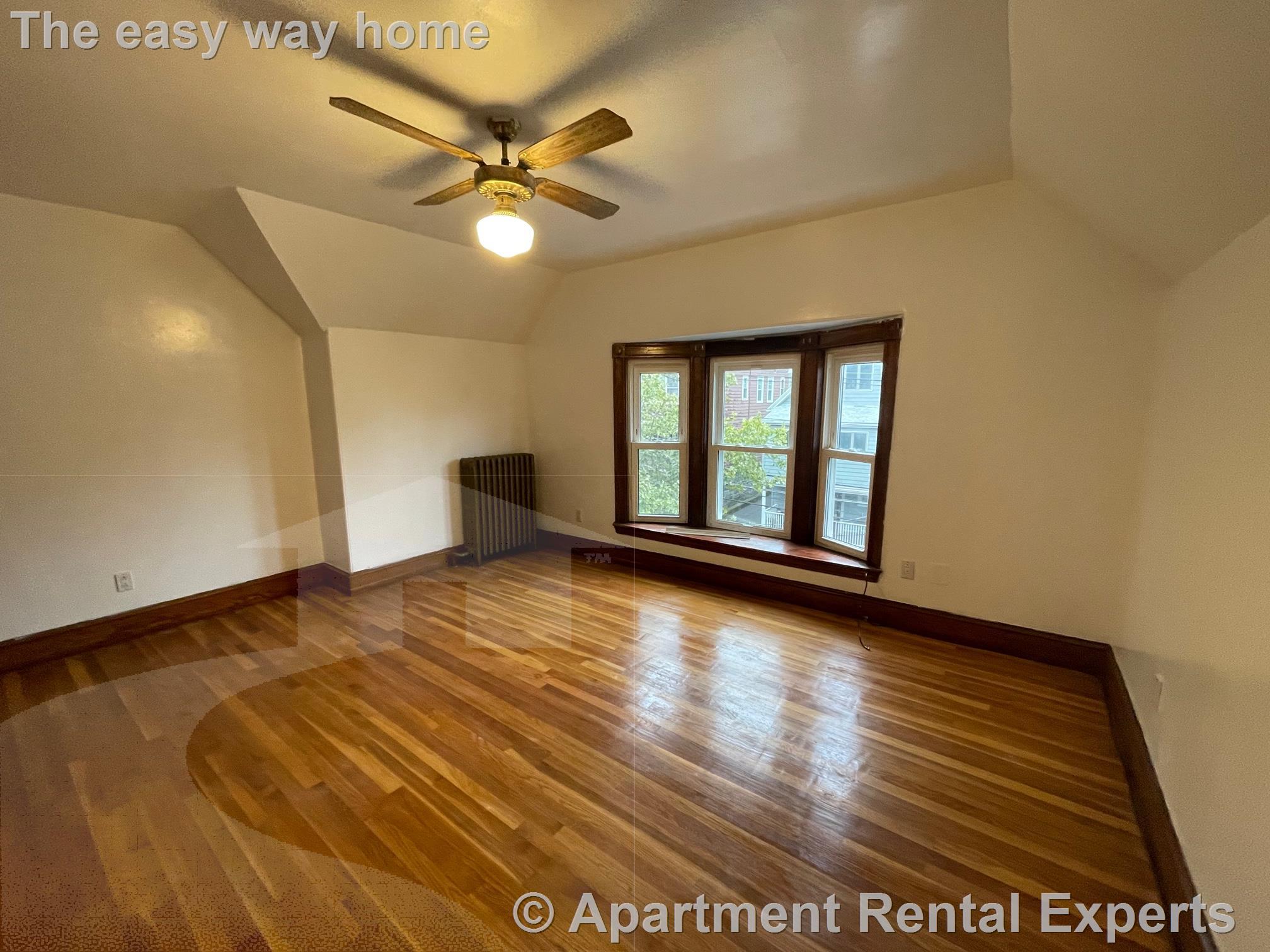 145 Lowell St, Spring Hill