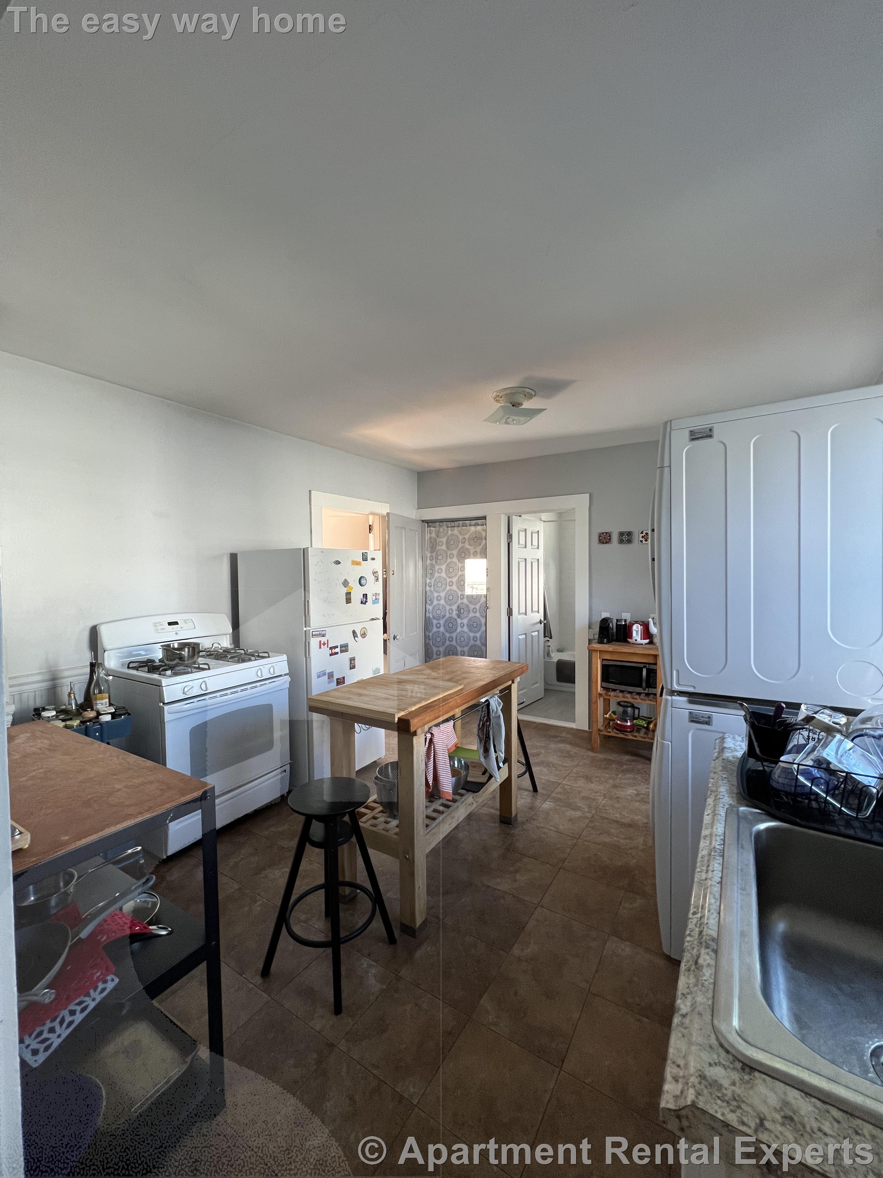 42 Glenwood Rd, Magoun Square