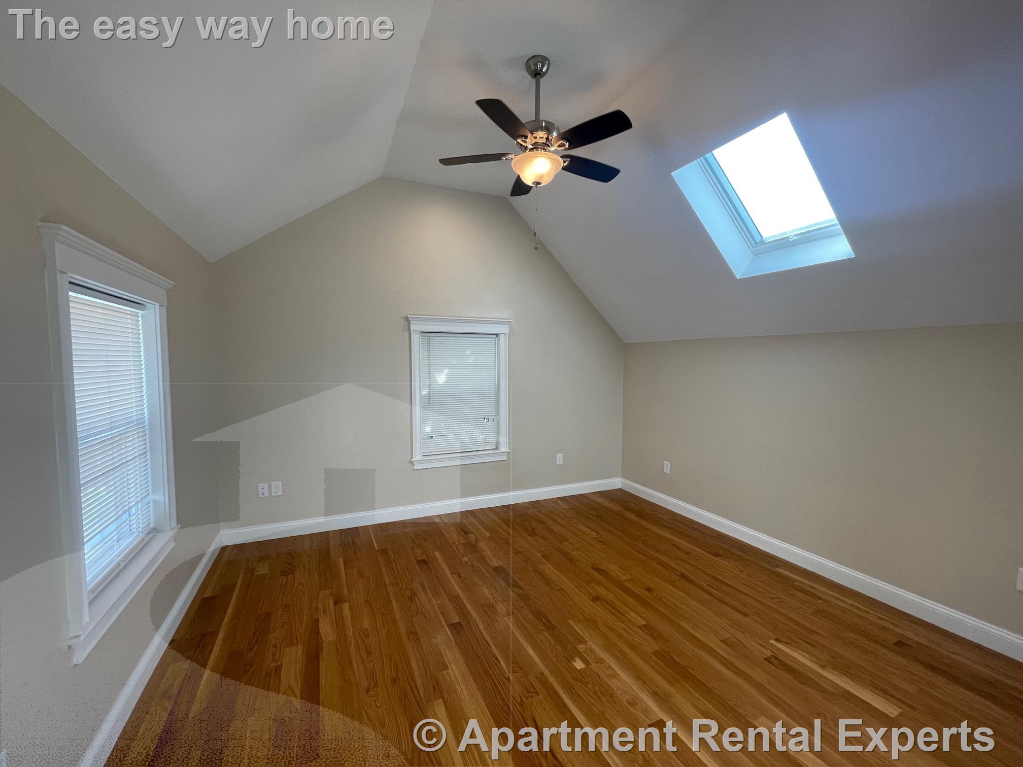 52 Albion St, Magoun Square