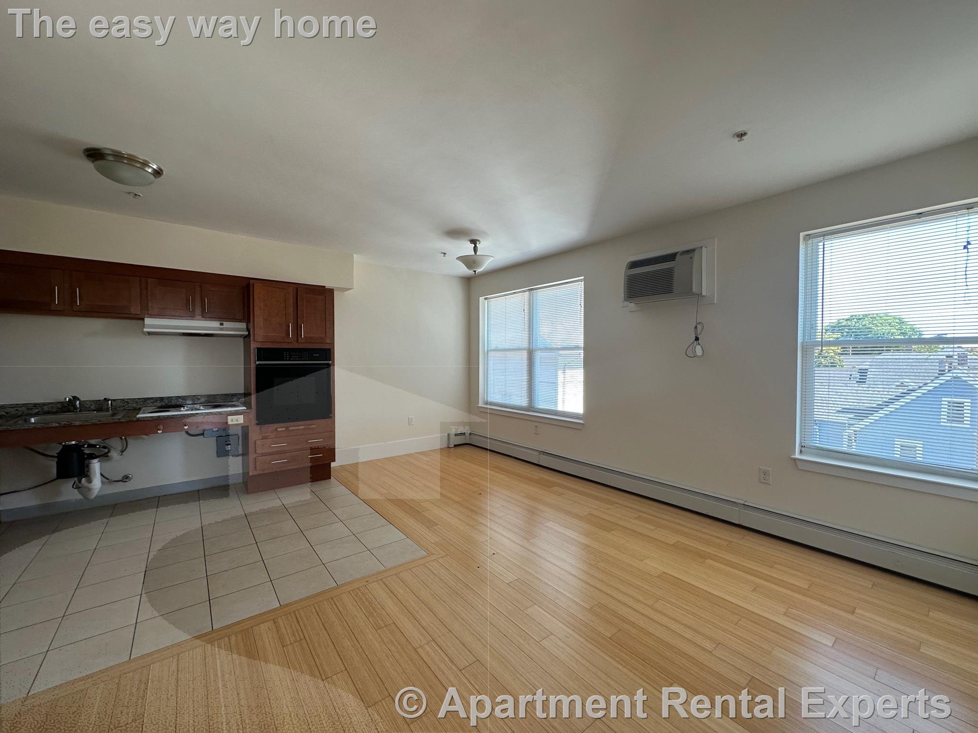 505 Pleasant St, Malden Center