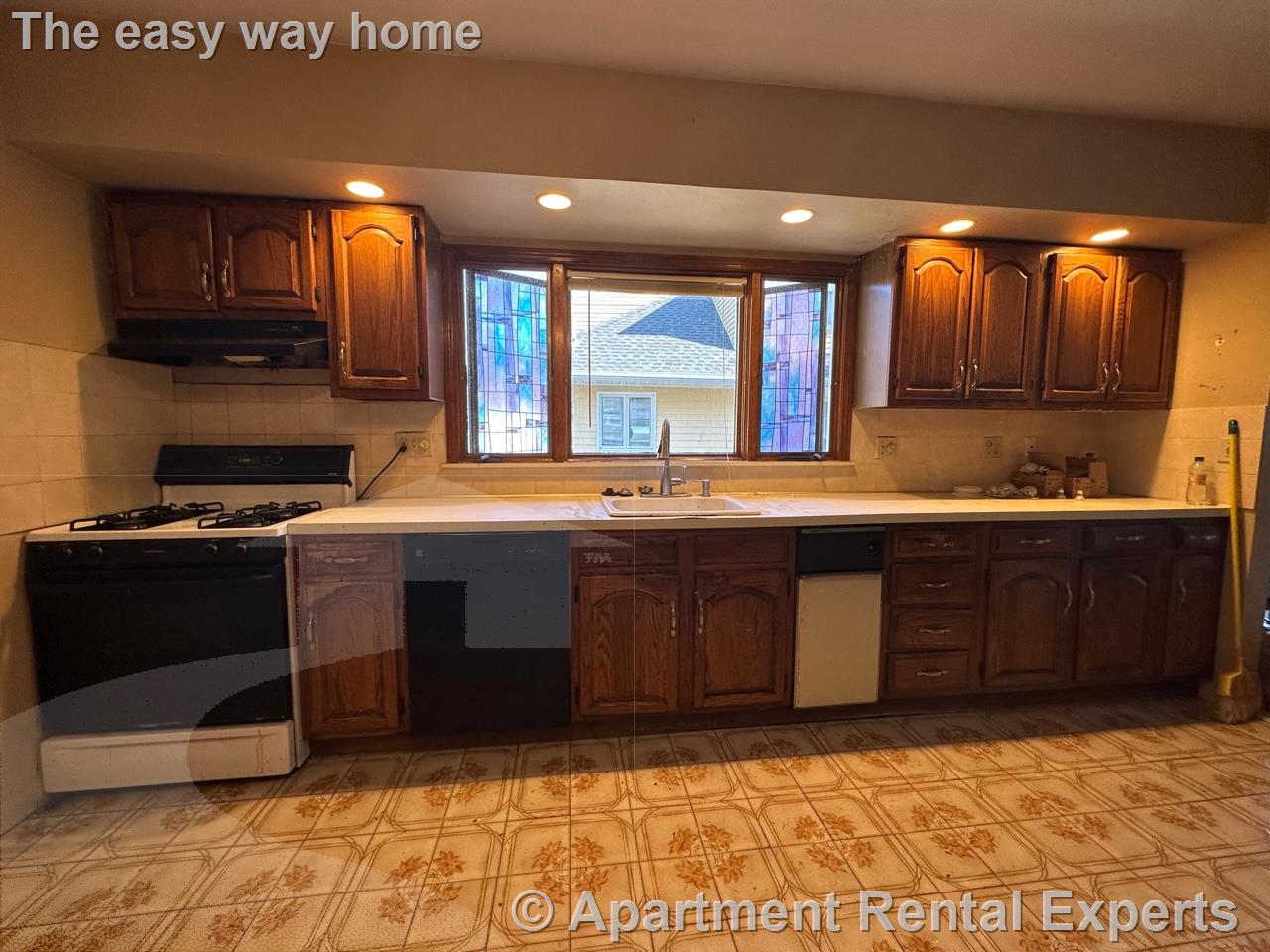 2212 Mystic Valley Pkwy, West Medford