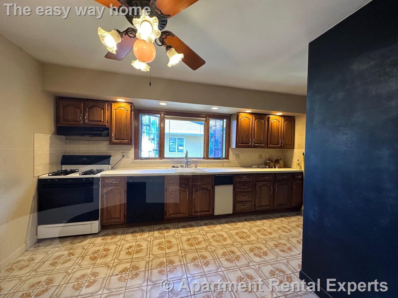 2212 Mystic Valley Pkwy, West Medford