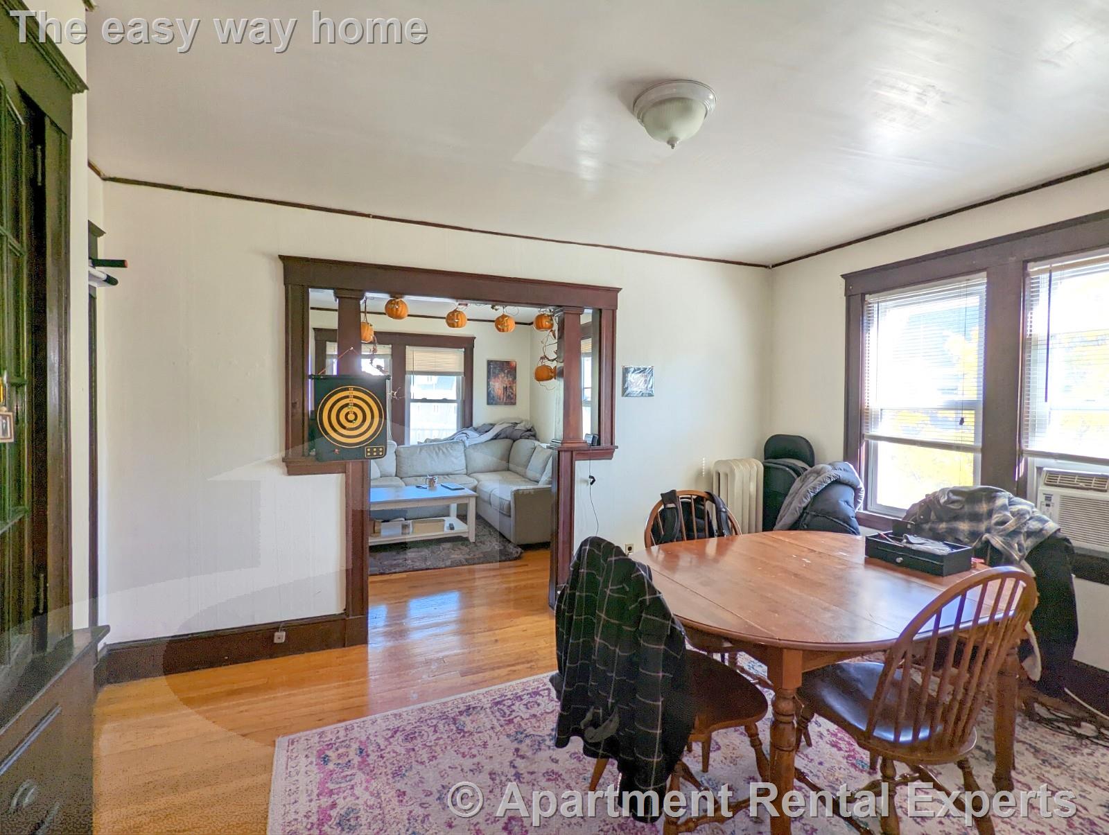 998 Broadway, Davis Square