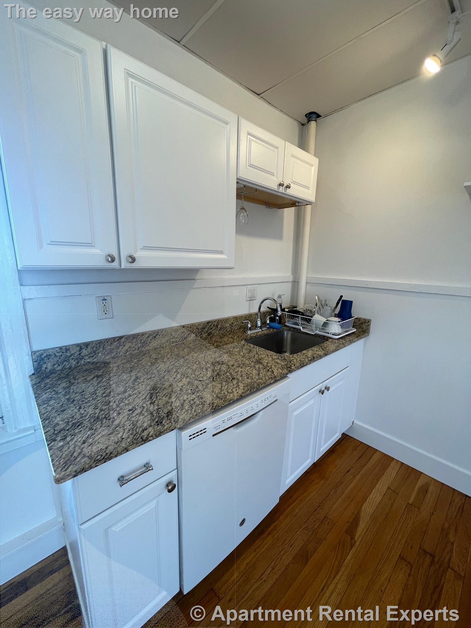 198 Cedar St, Davis Square