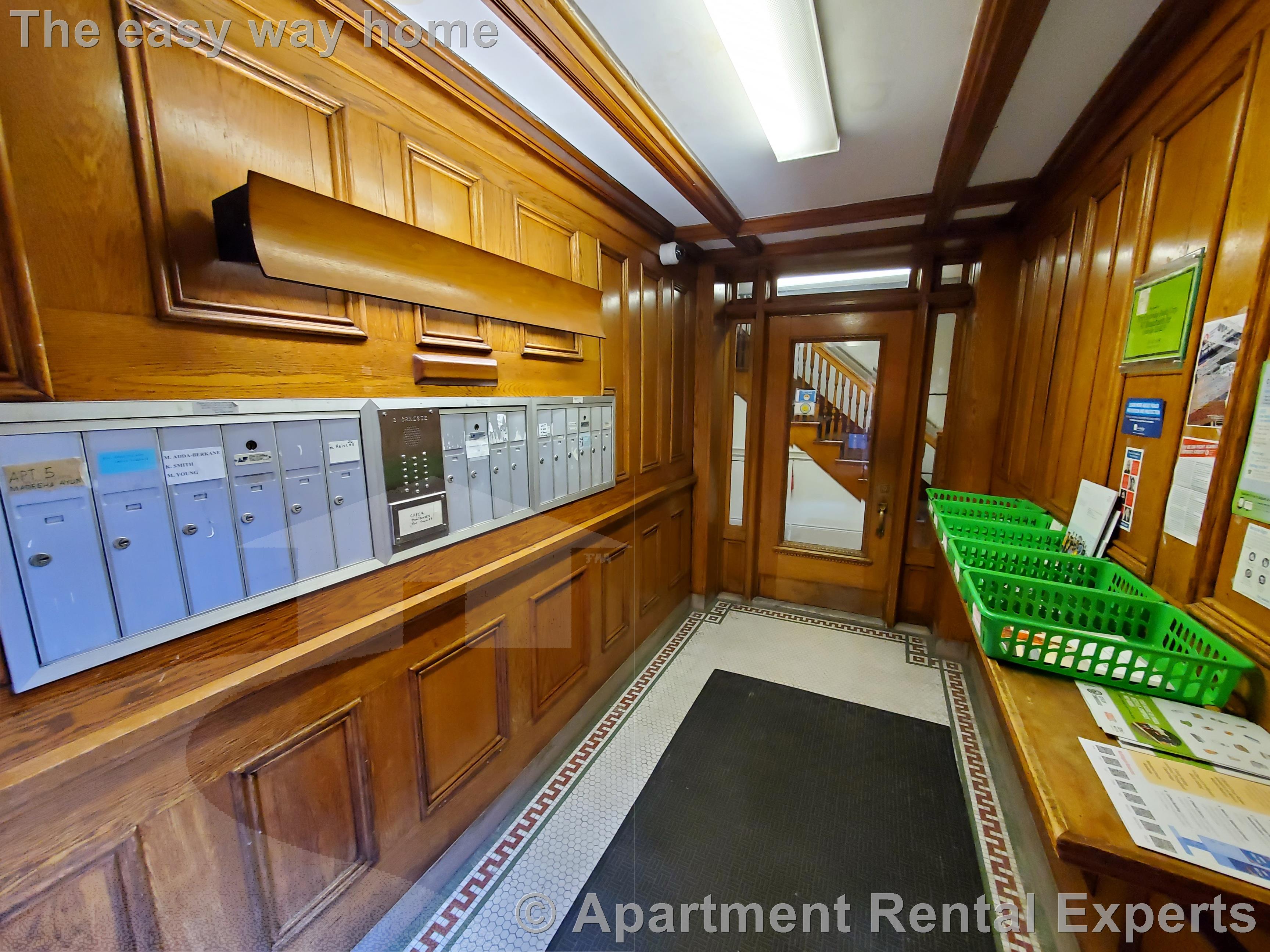 8 Craigie Cir, Harvard Square