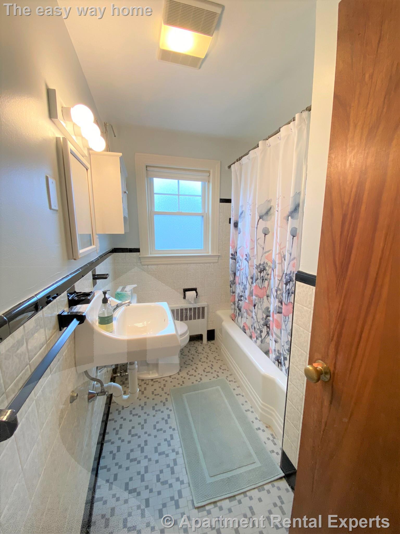 15 Grove St, Cambridge Line