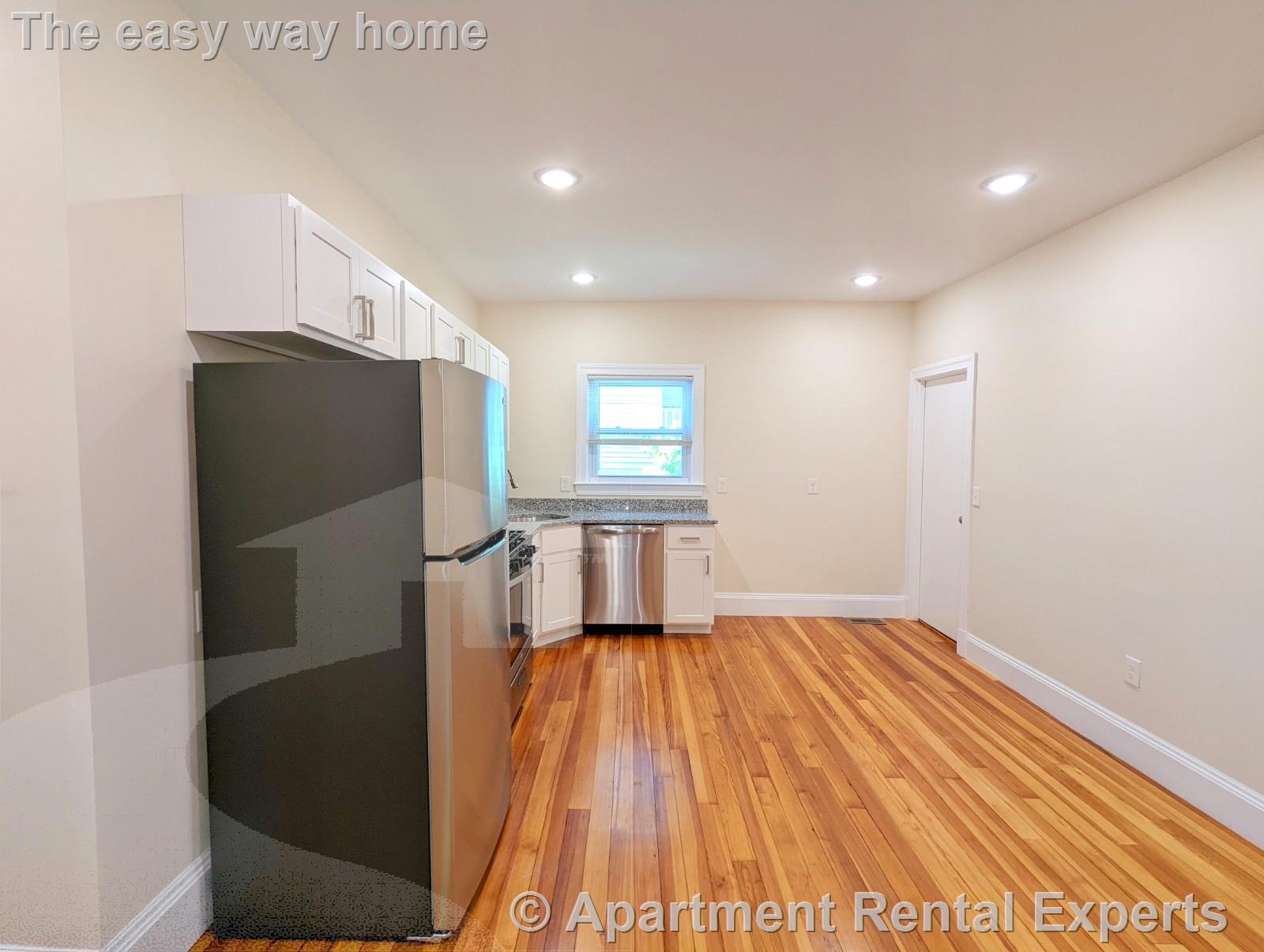 8-10 Lowell Cir, Spring Hill