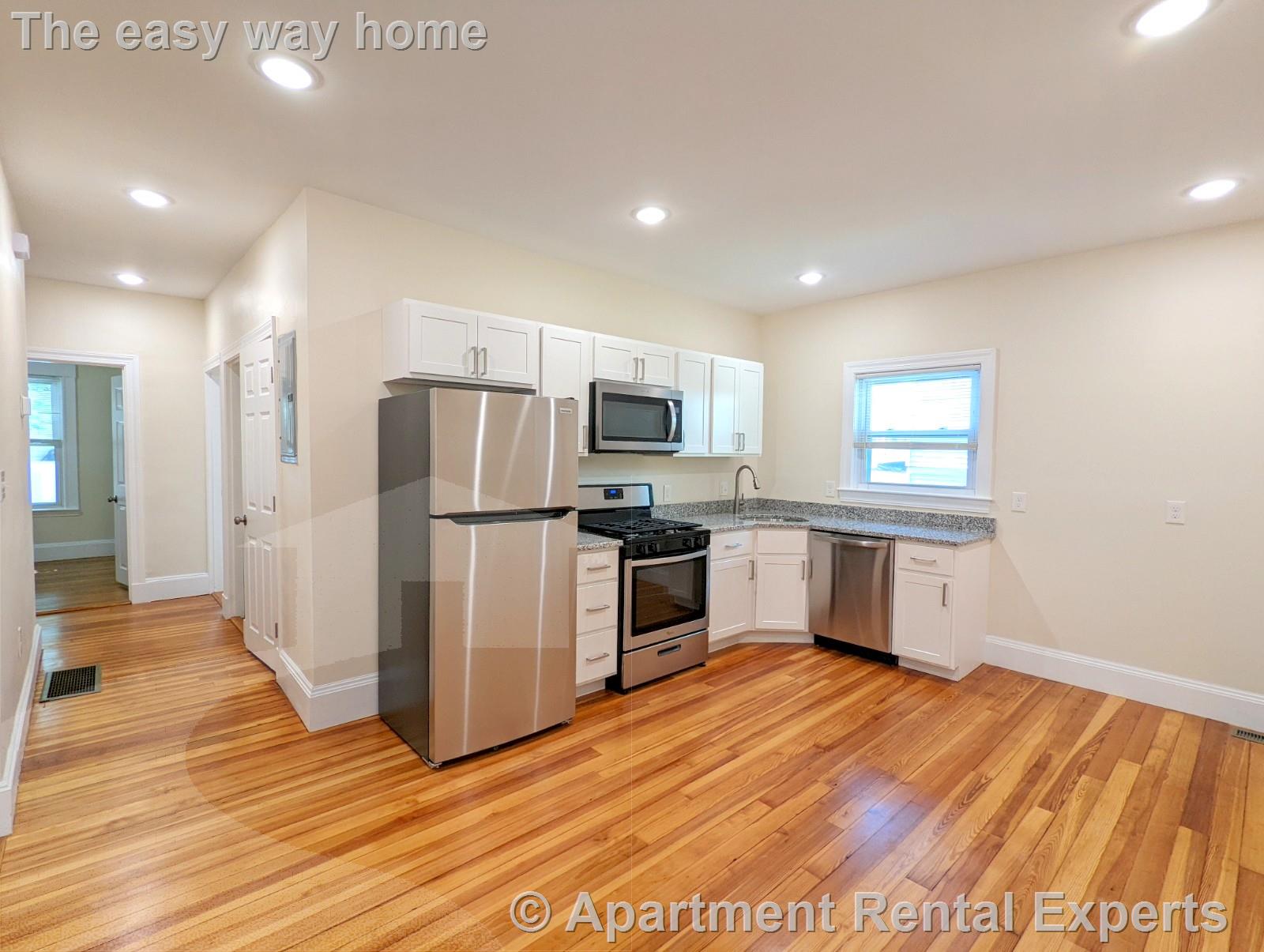 8-10 Lowell Cir, Spring Hill