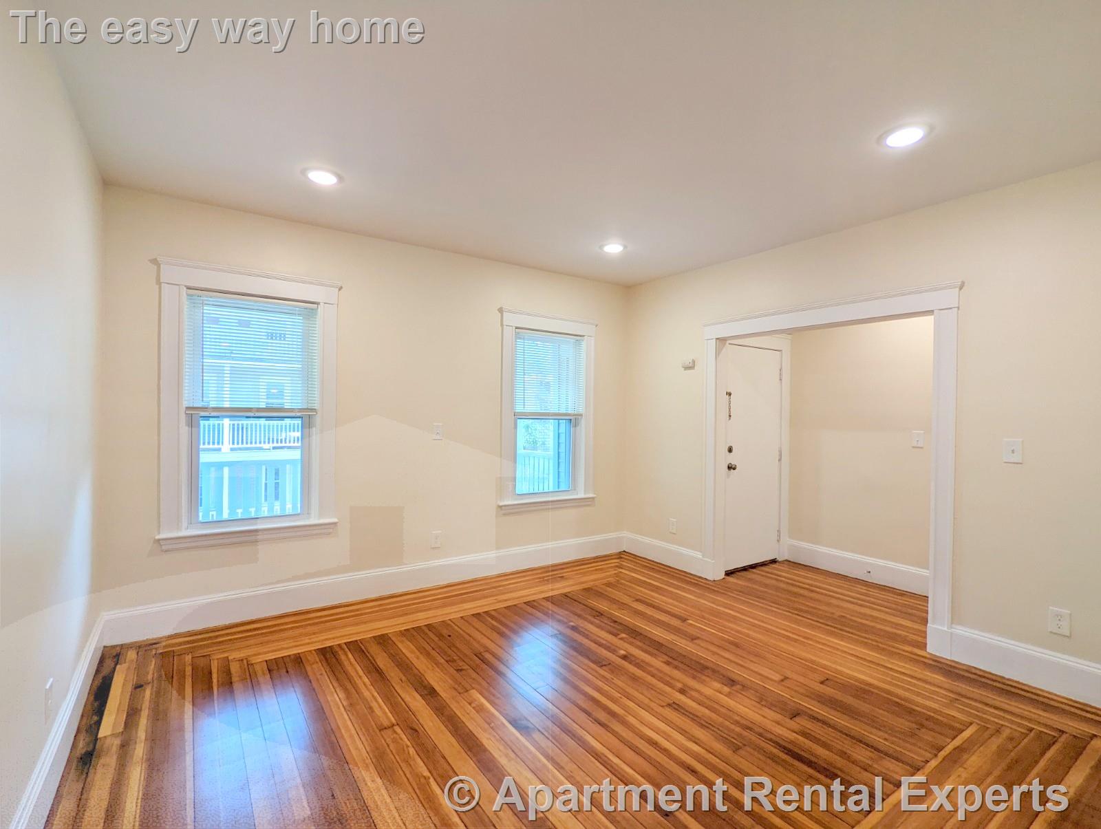 8-10 Lowell Cir, Porter Square