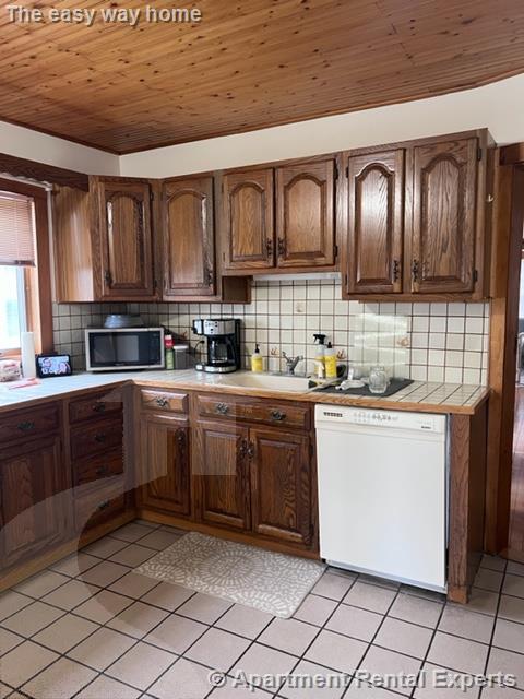 8 Cady Ave, Davis Square