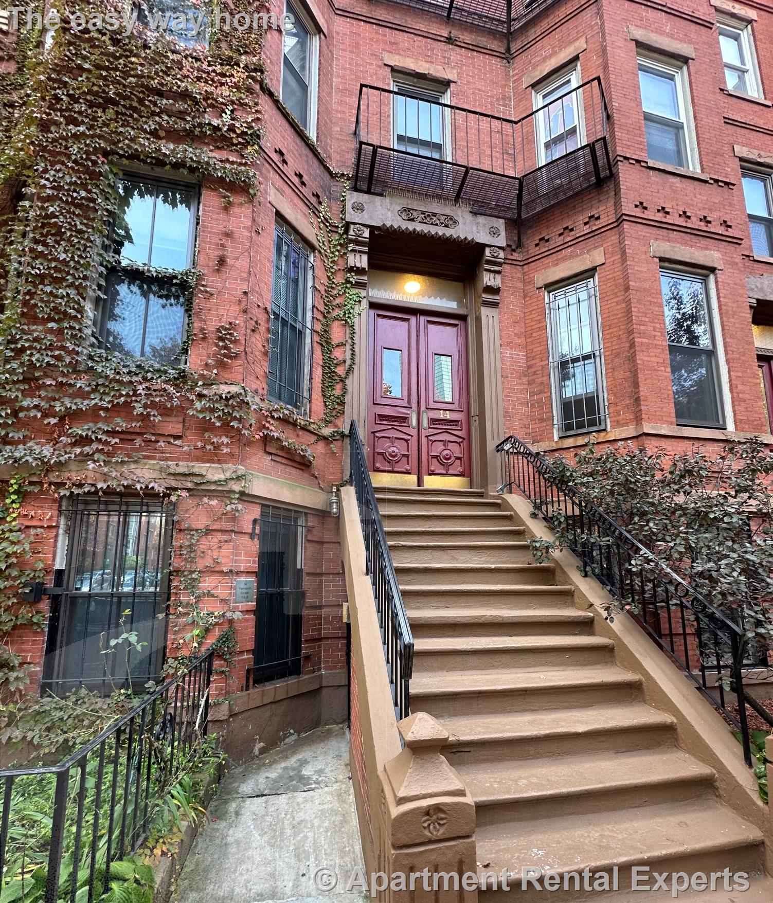 14 Yarmouth St, Back Bay