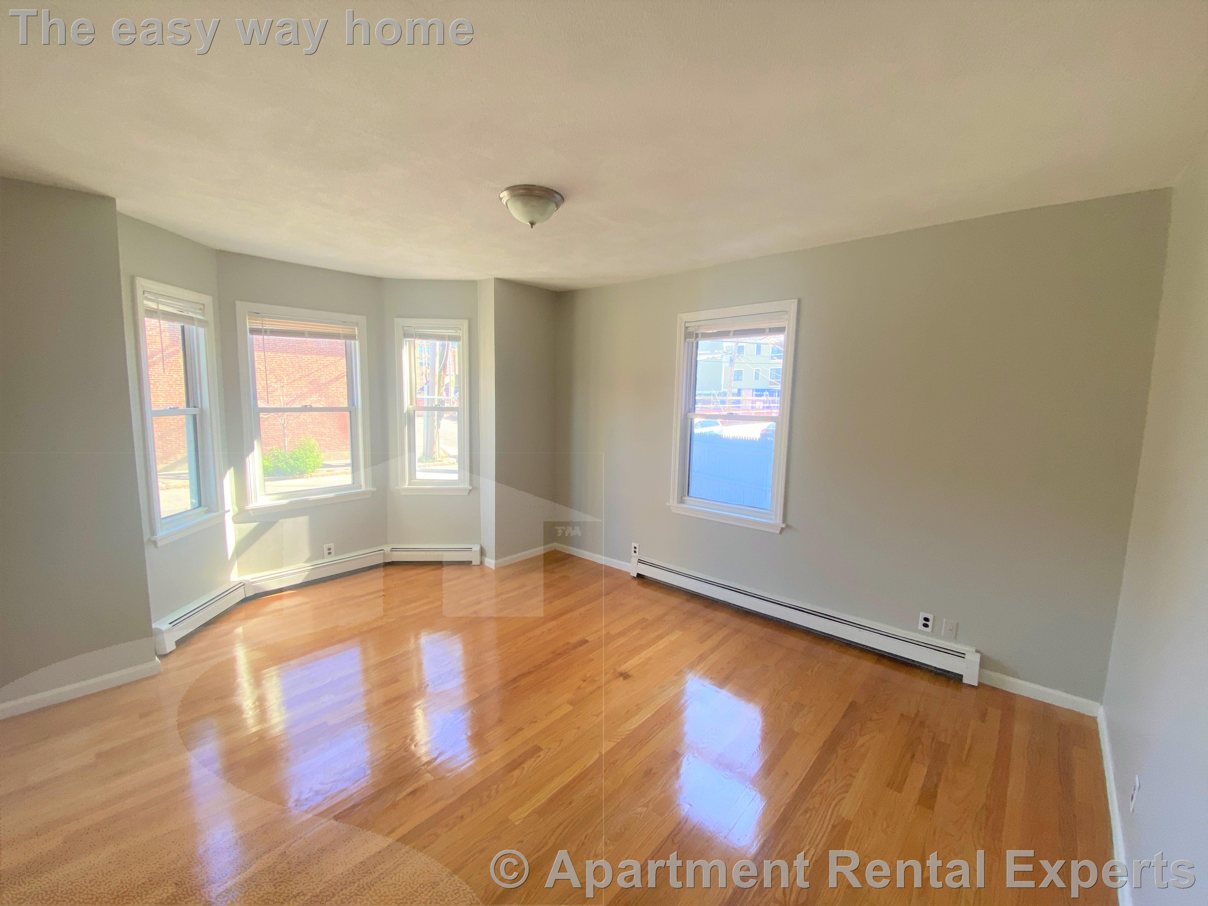 63 Webster Ave, Union Square