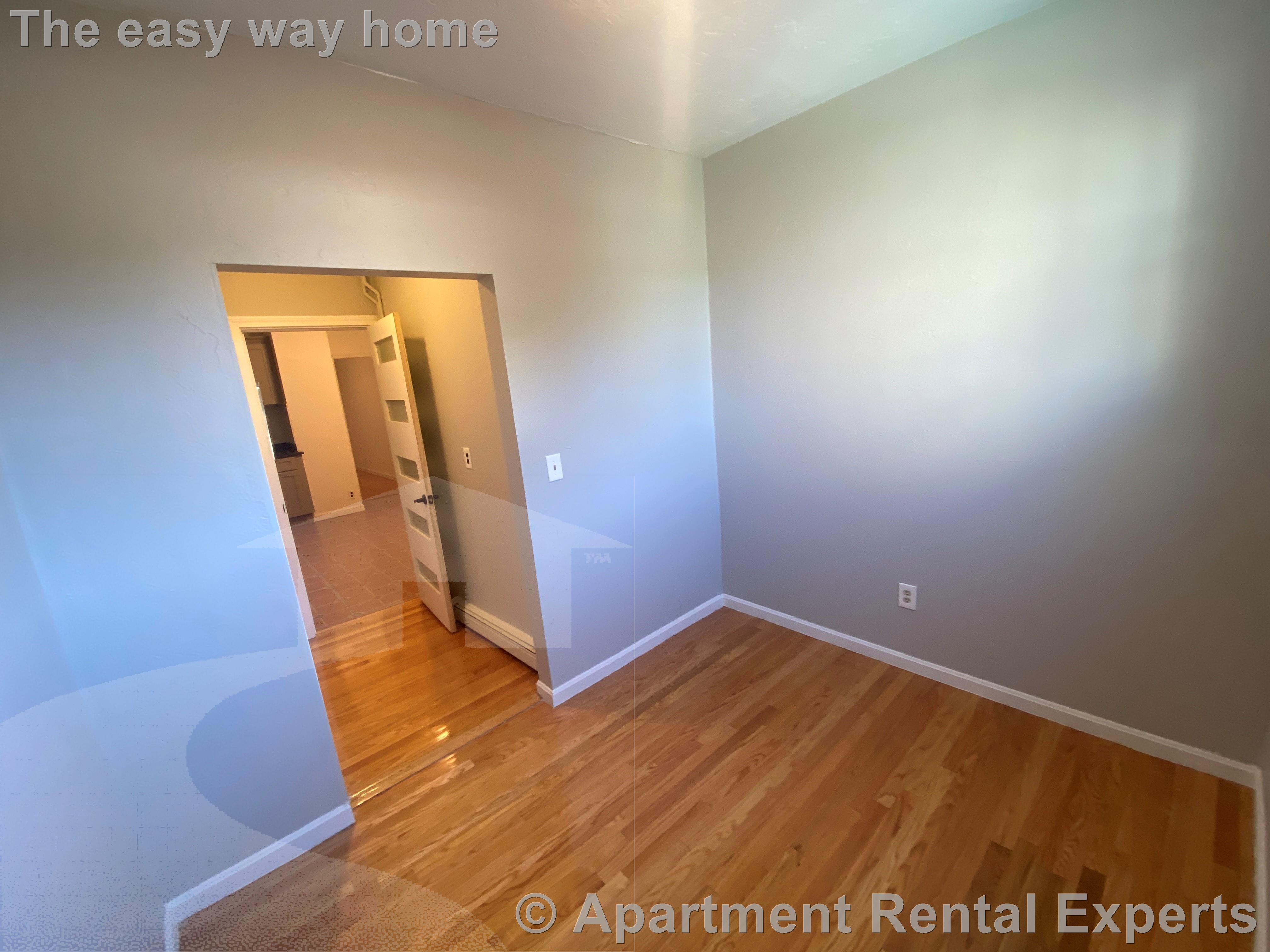 63 Webster Ave, Union Square