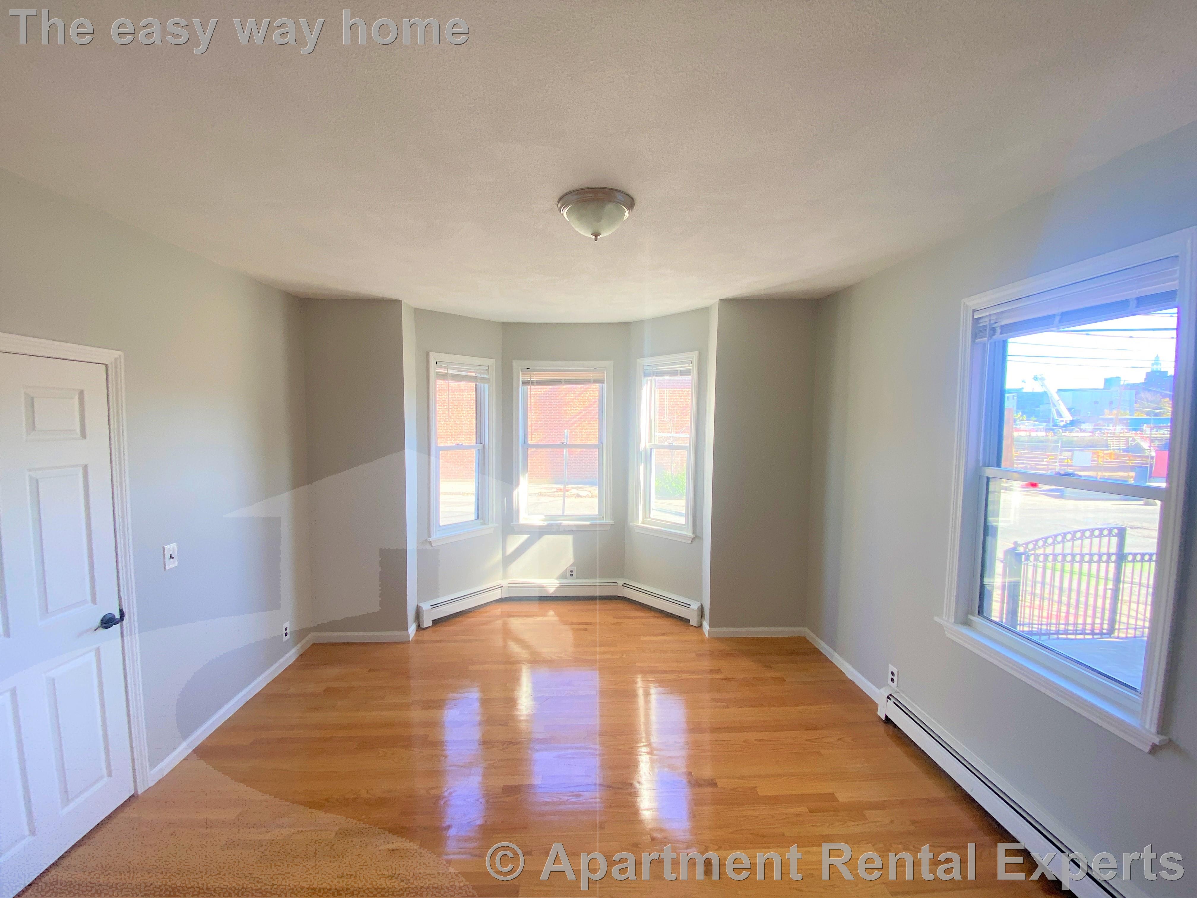 63 Webster Ave, Union Square