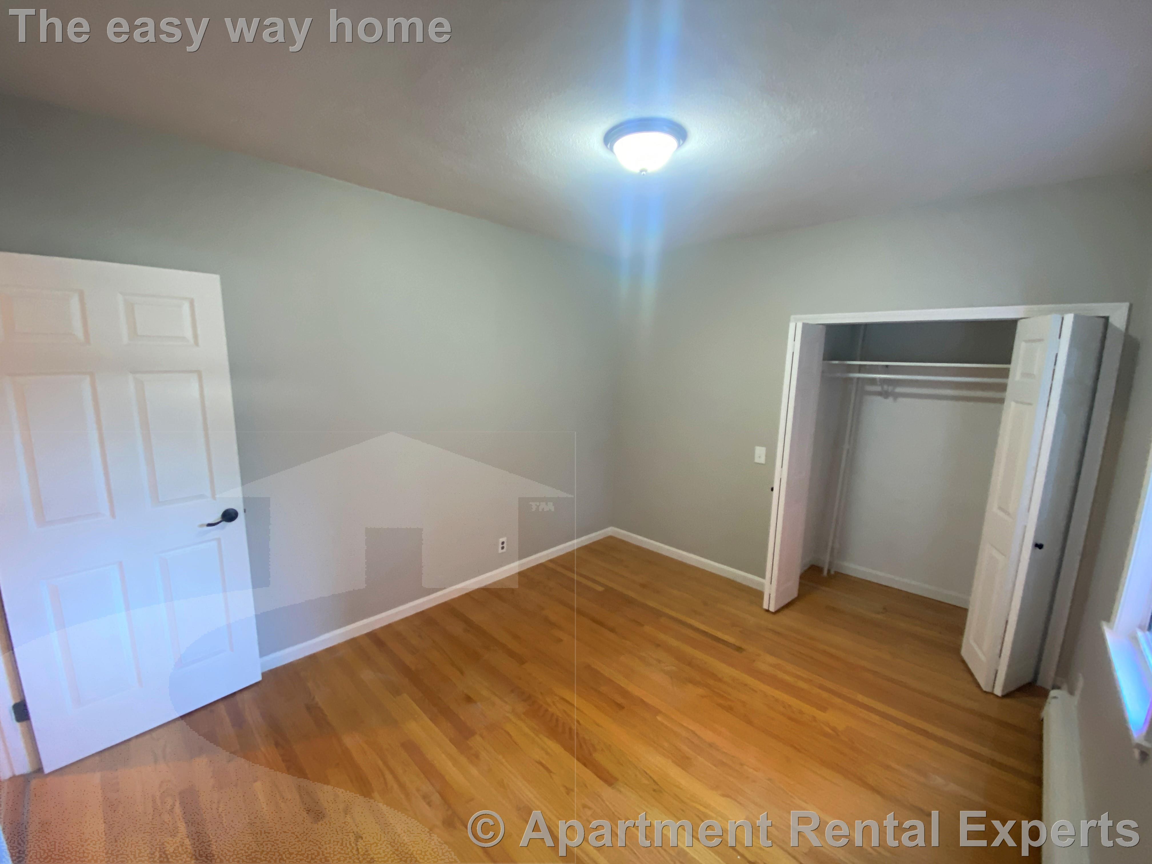 63 Webster Ave, Union Square