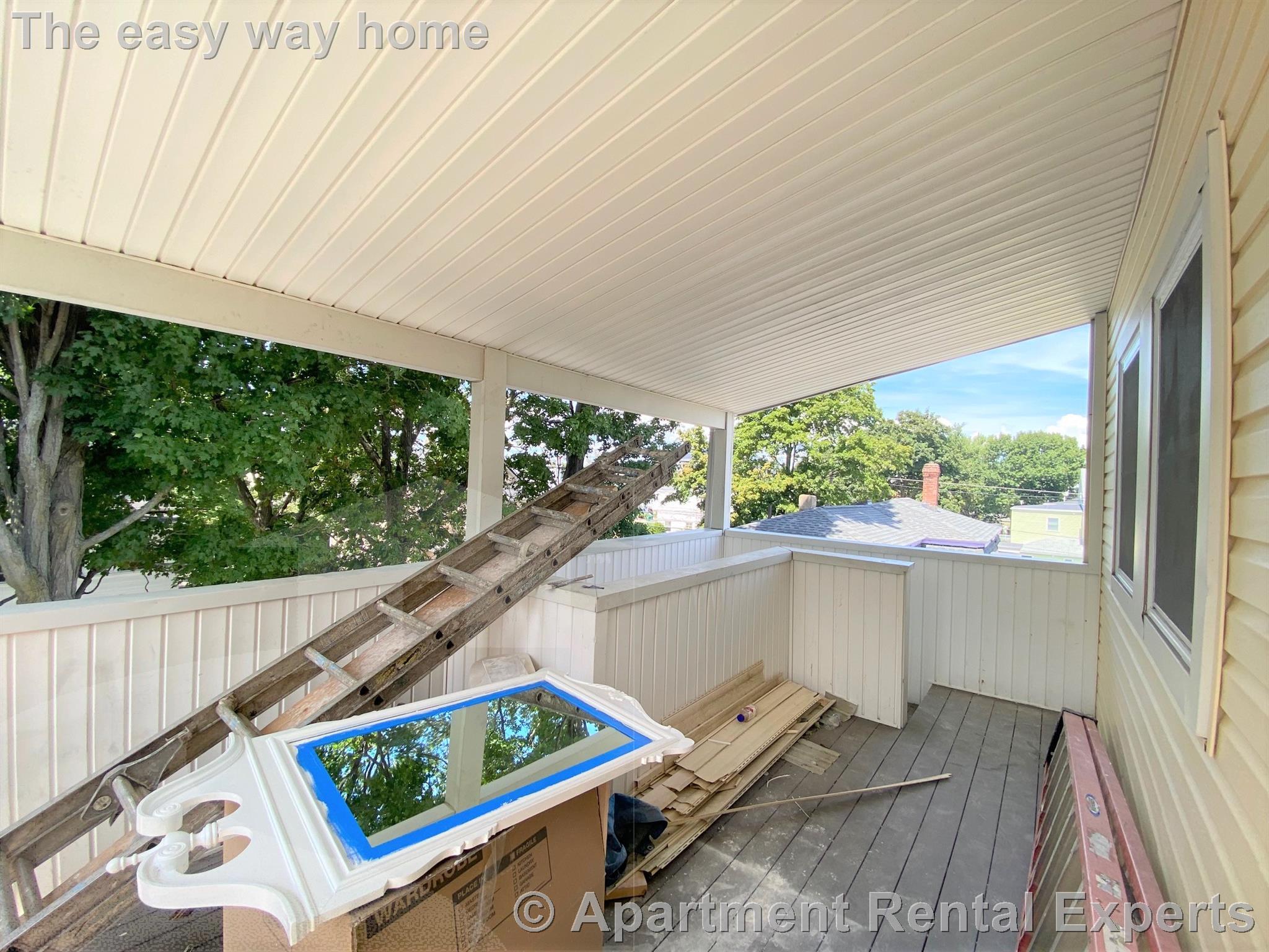 66 Dudley St, Salem St. Area