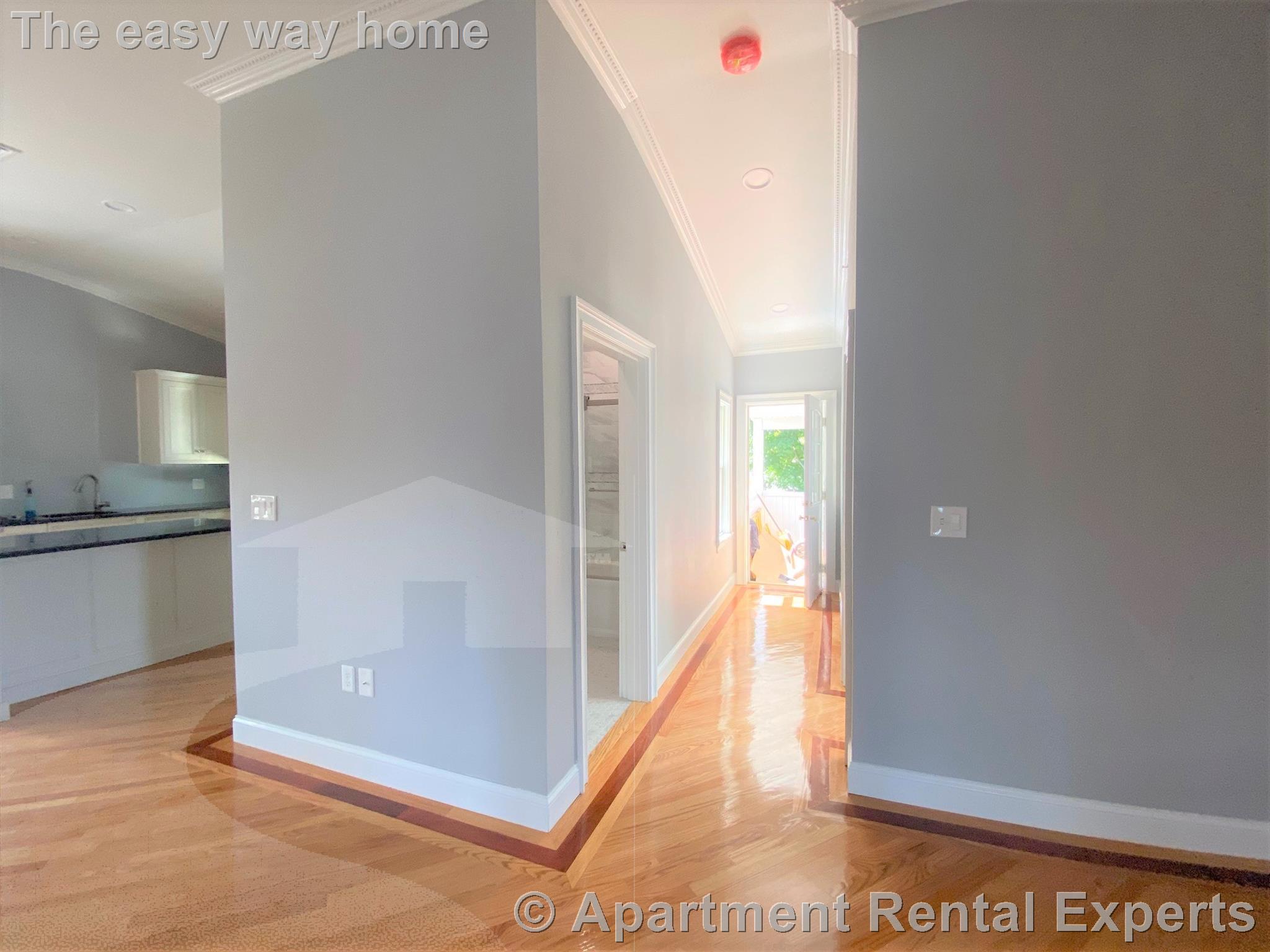 66 Dudley St, Salem St. Area