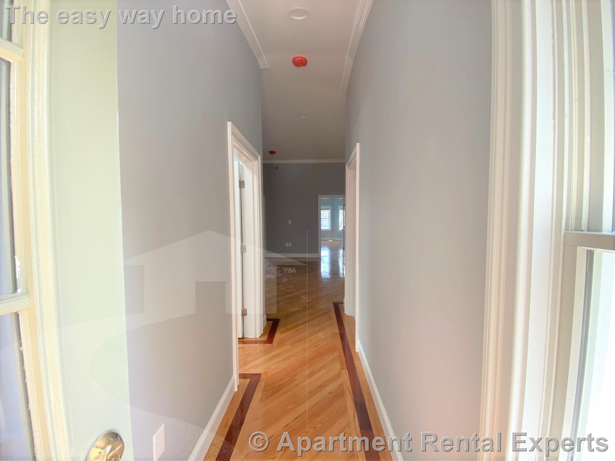 66 Dudley St, Salem St. Area