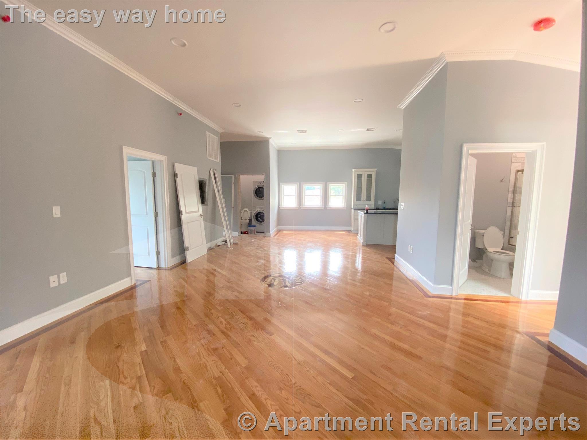 66 Dudley St, Salem St. Area