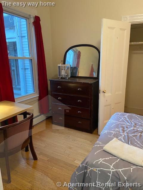 225 Charles St, East Cambridge