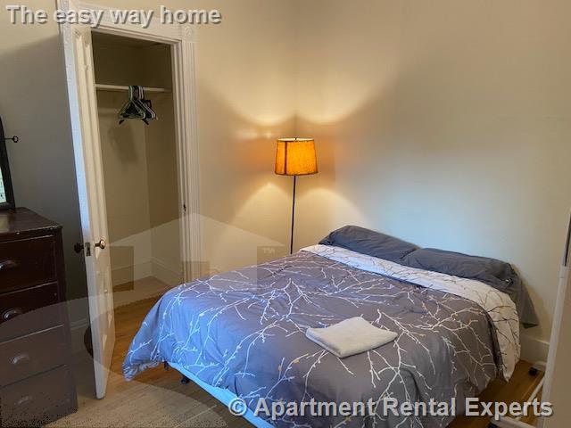 225 Charles St, East Cambridge