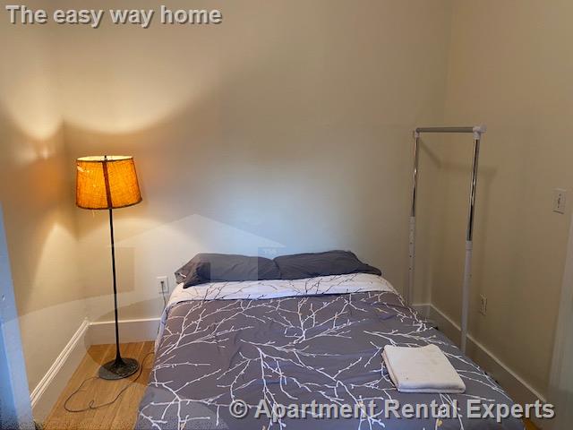 225 Charles St, East Cambridge