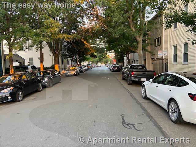 225 Charles St, East Cambridge