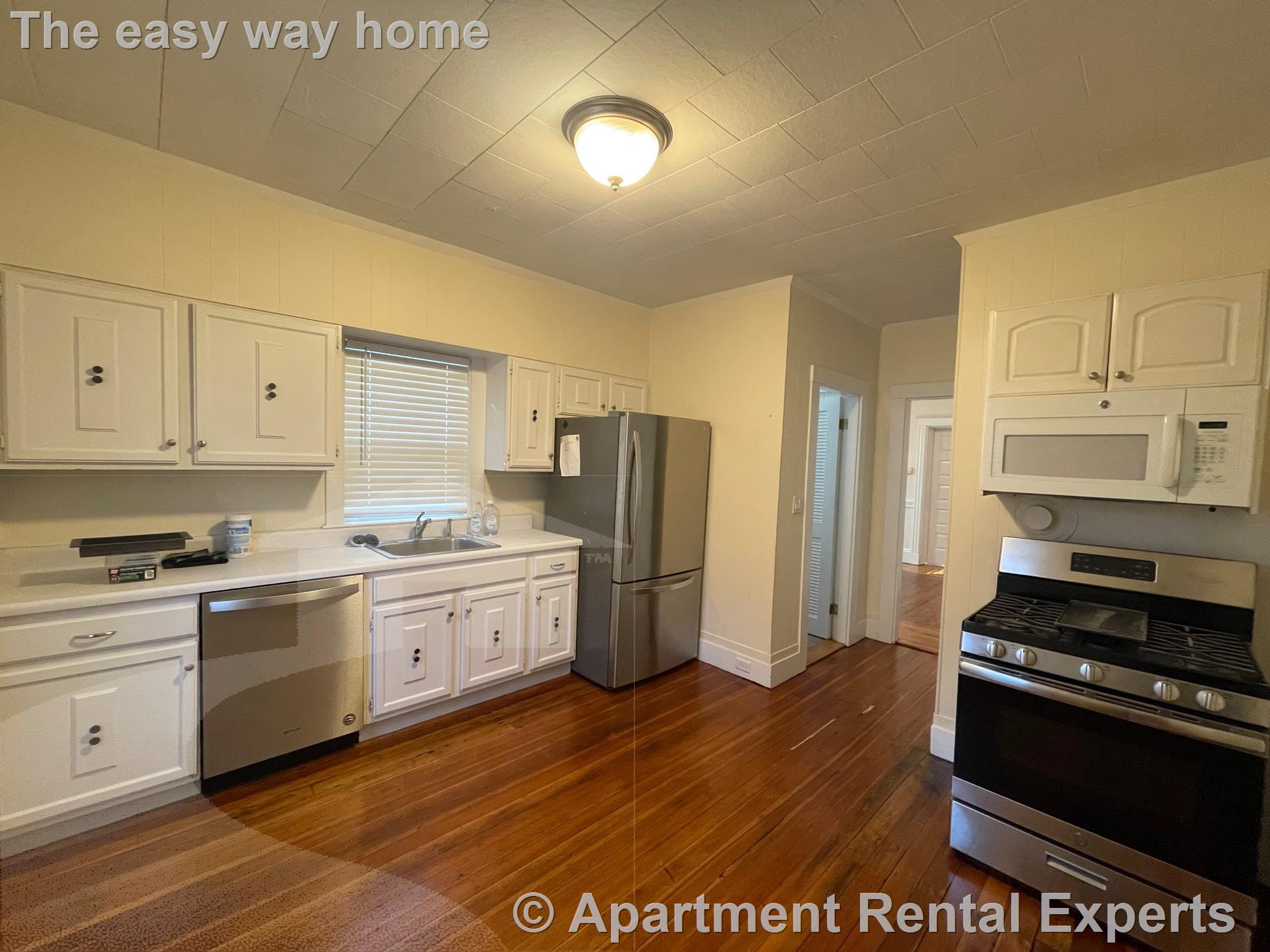 153 Willow Ave, Davis Square