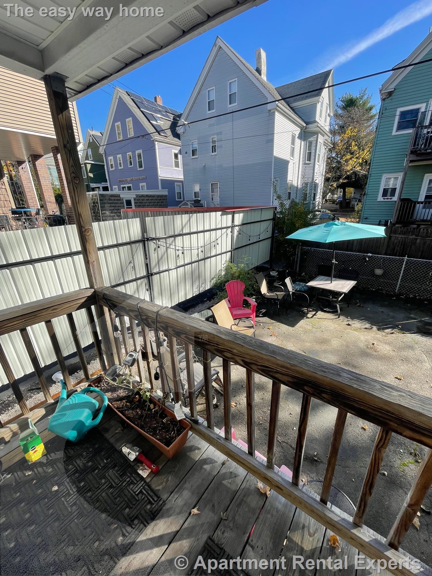 153 Willow Ave, Davis Square