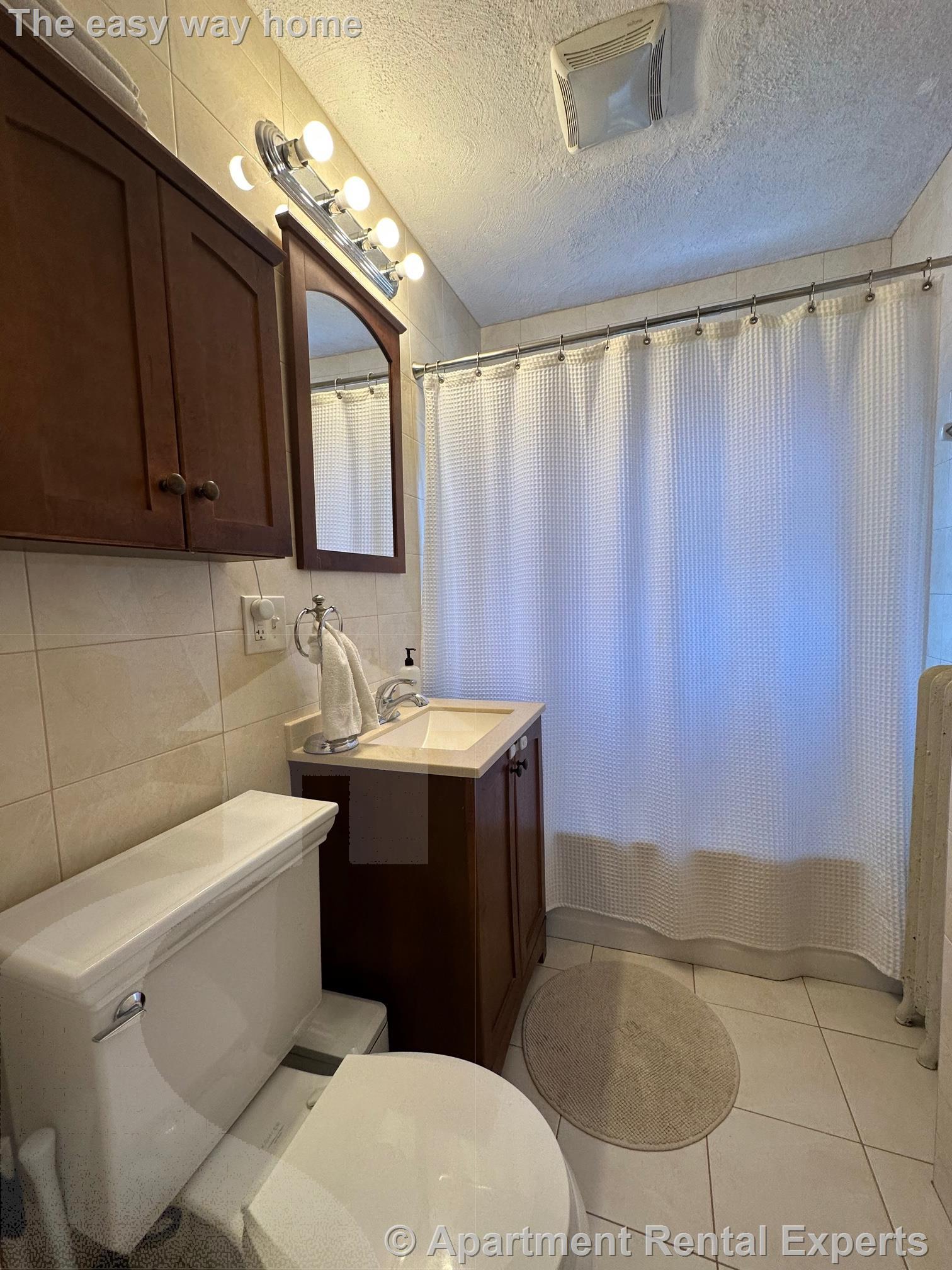 74 Cotting St, Tufts