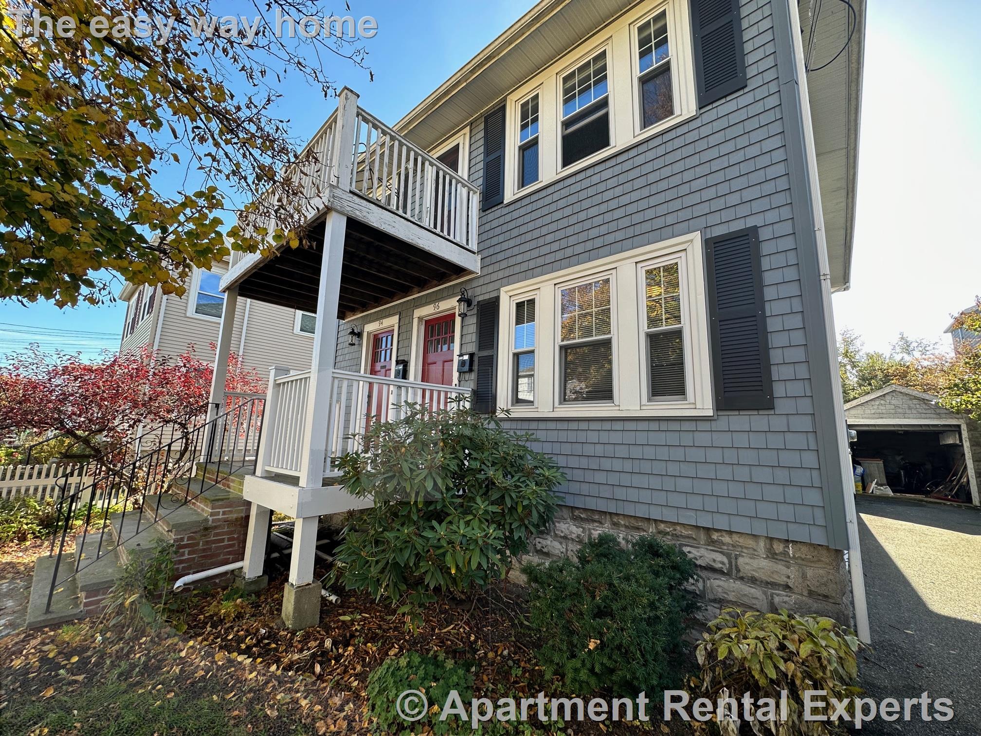 96 Frederick Ave, Tufts