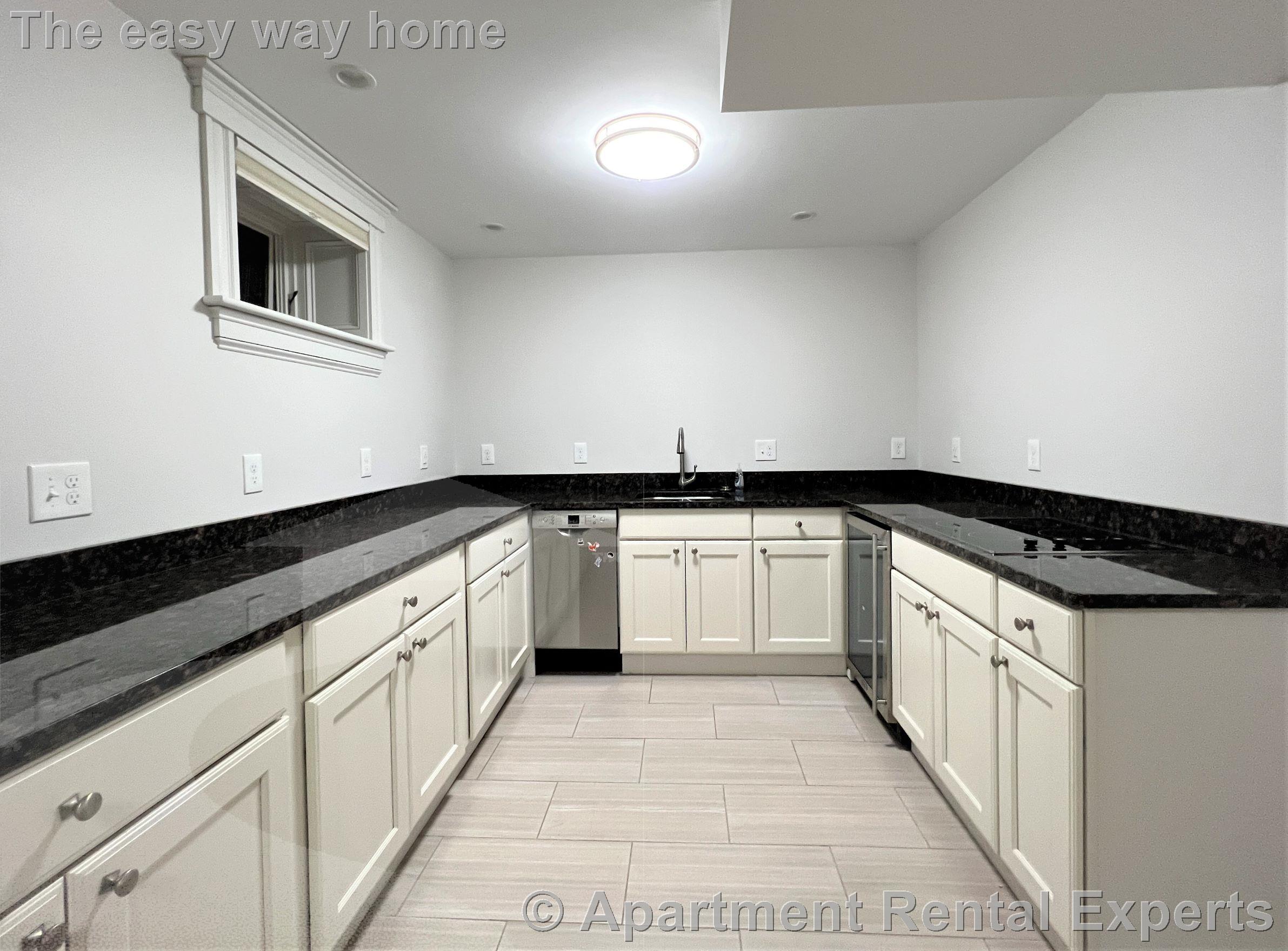 40 Laurel St, Spring Hill