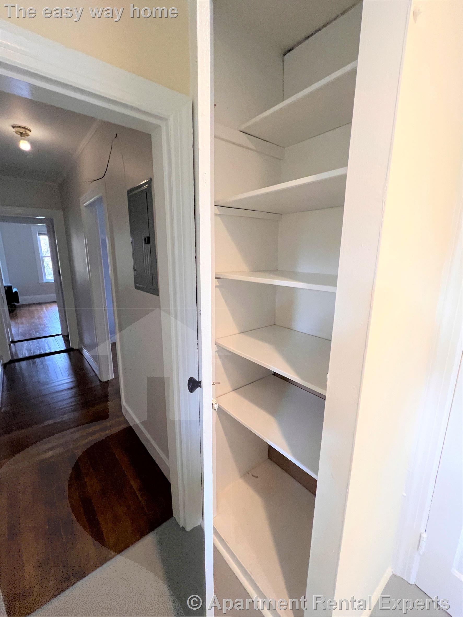 216 Upland Rd, Porter Square