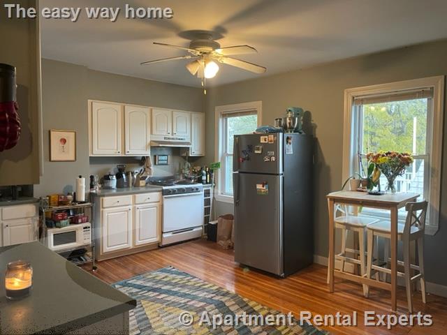 61 Clarendon Ave, Davis Square